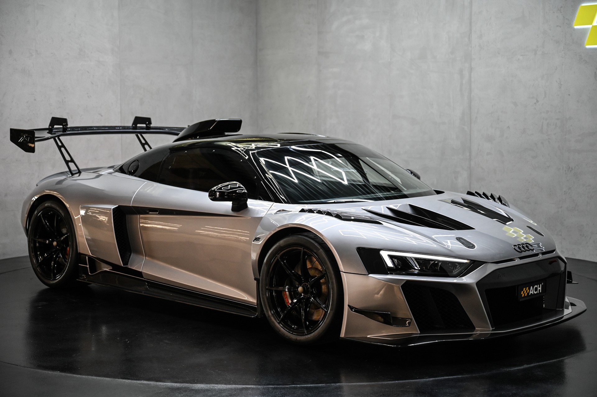 AUDI R8 ABT XGT "1 of 99"-image-11