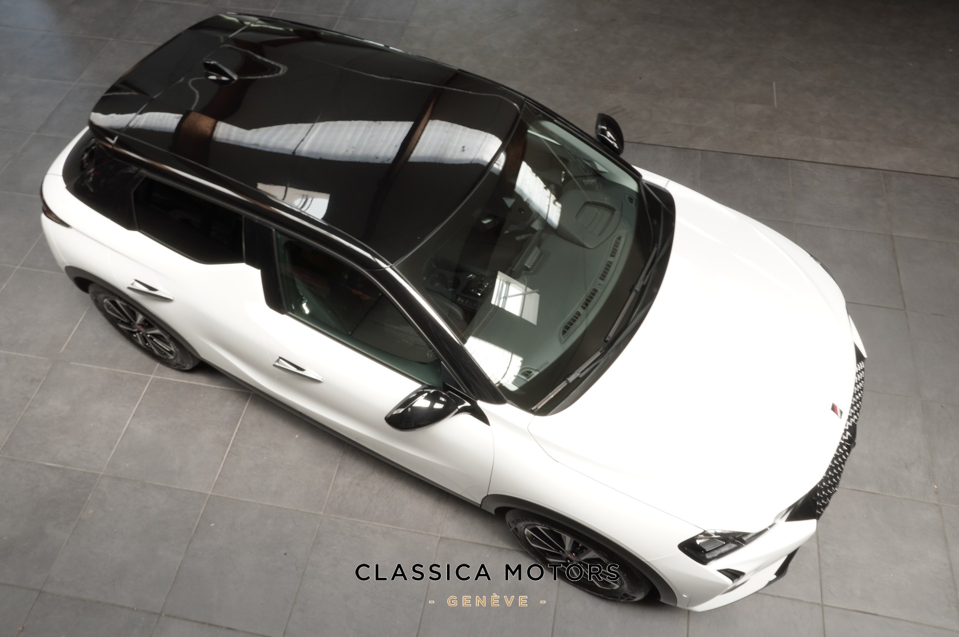 DS AUTOMOBILES DS 3 E-Tense 156 Ligne Noire-image-15
