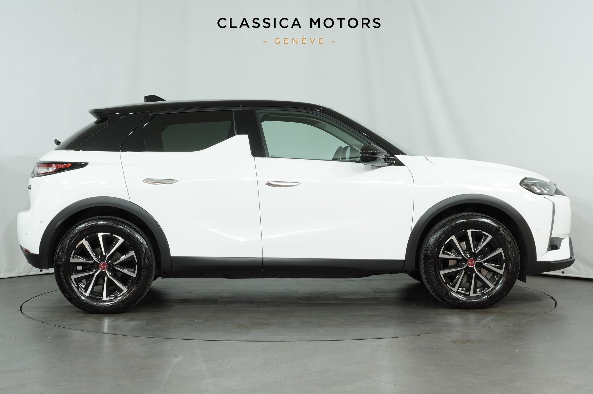 DS AUTOMOBILES DS 3 E-Tense 156 Ligne Noire-image-2