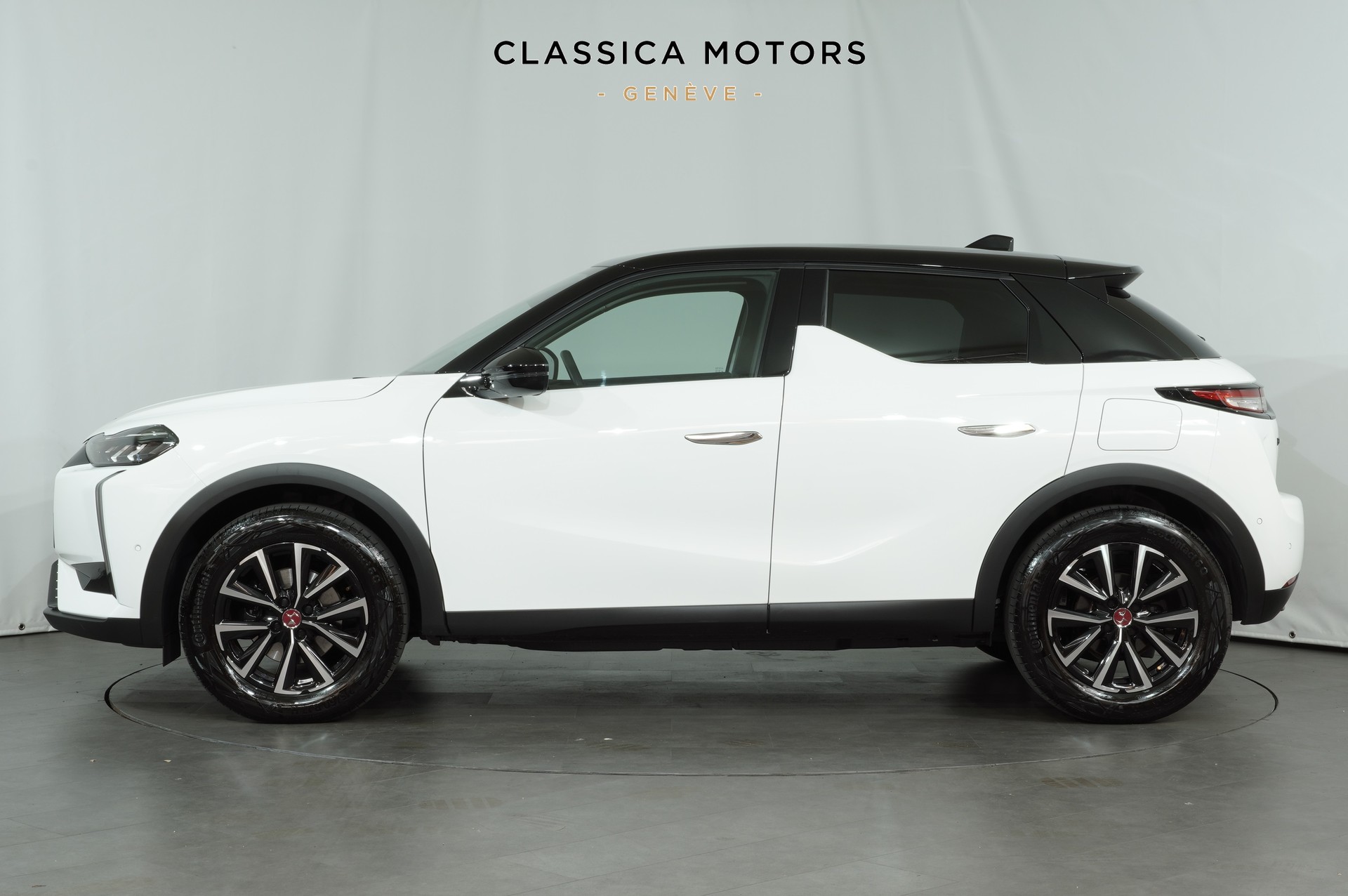 DS AUTOMOBILES DS 3 E-Tense 156 Ligne Noire-image-6