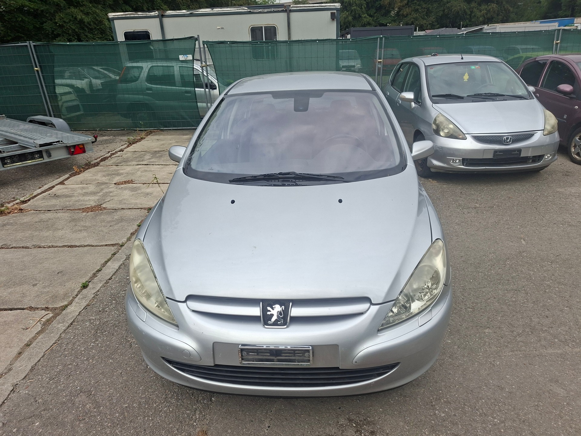 PEUGEOT 307 2.0 16V Black&Silver Edition-image-1