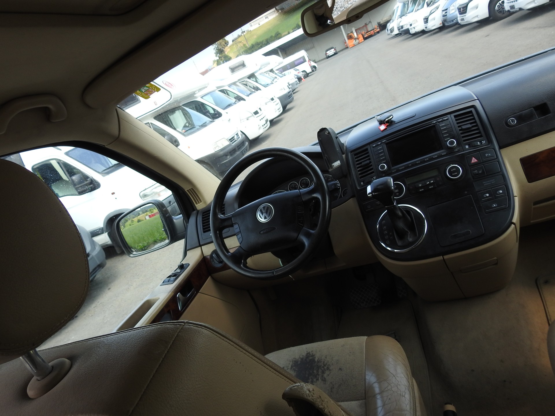 VW T5 Multivan Comfortline 2.5 TDI-image-20