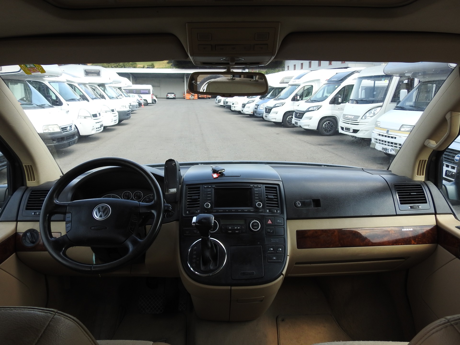 VW T5 Multivan Comfortline 2.5 TDI-image-17