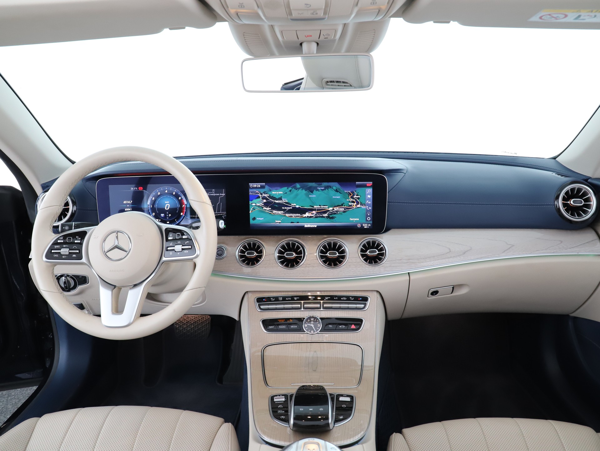 MERCEDES-BENZ E 450 Avantgarde 4 Matic-image-10