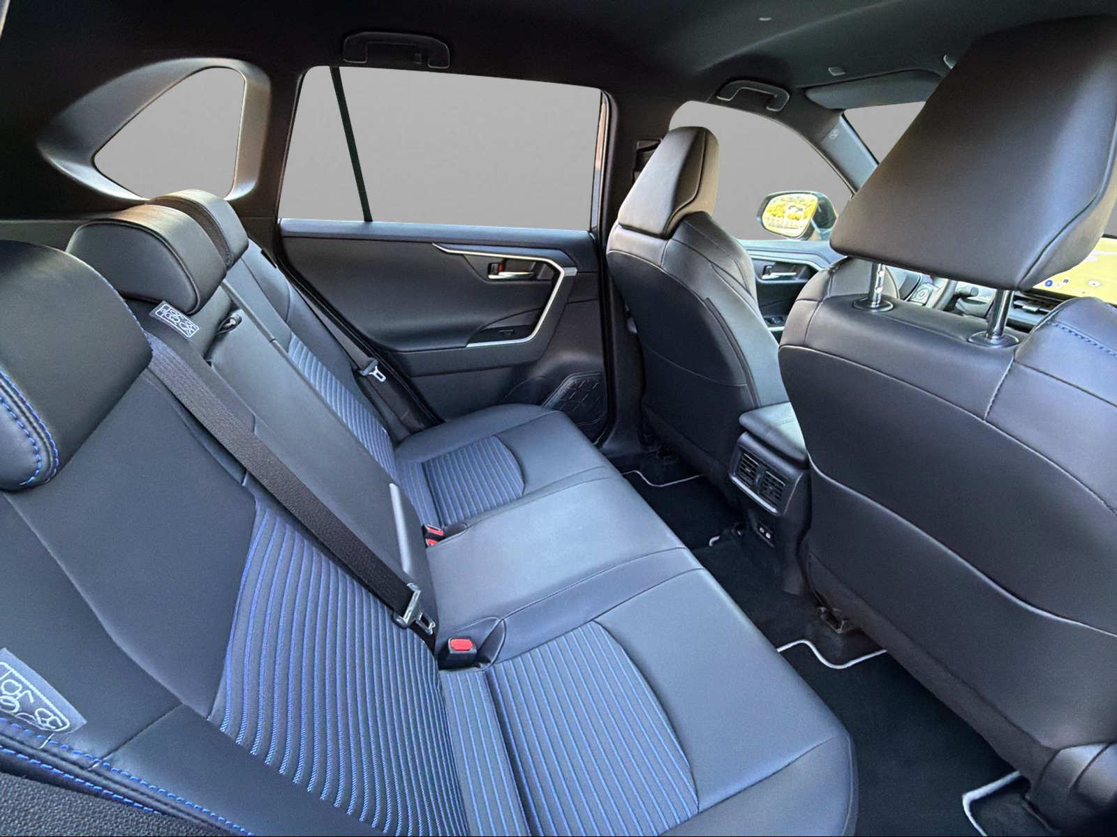 TOYOTA RAV4 2.5 HEV Style-image-8