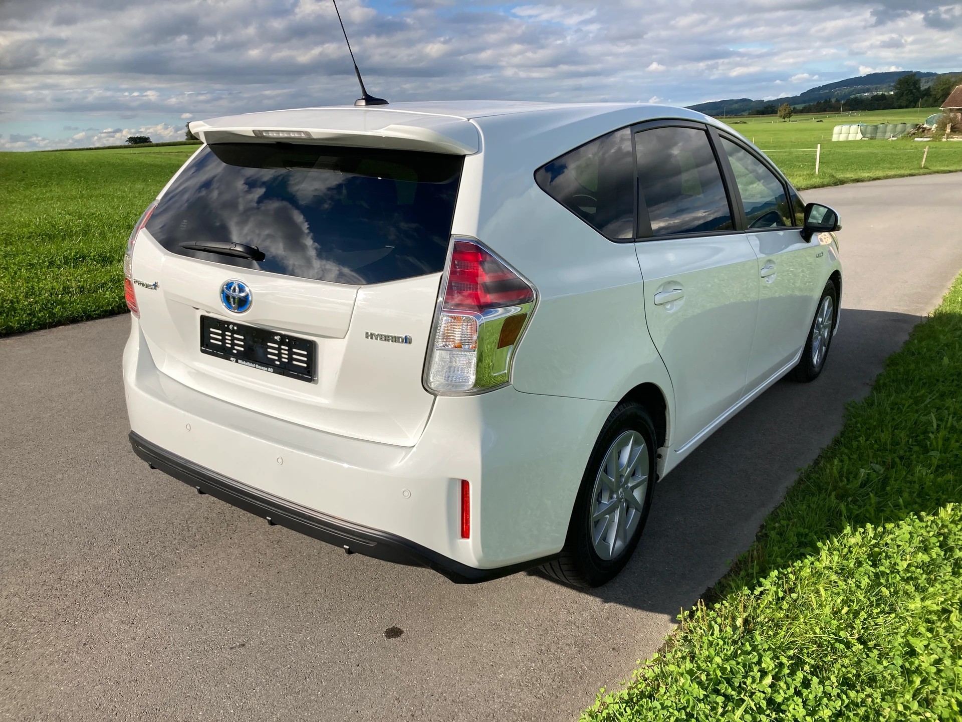 TOYOTA Prius+ 1.8 VVT-i HSD Style-image-2