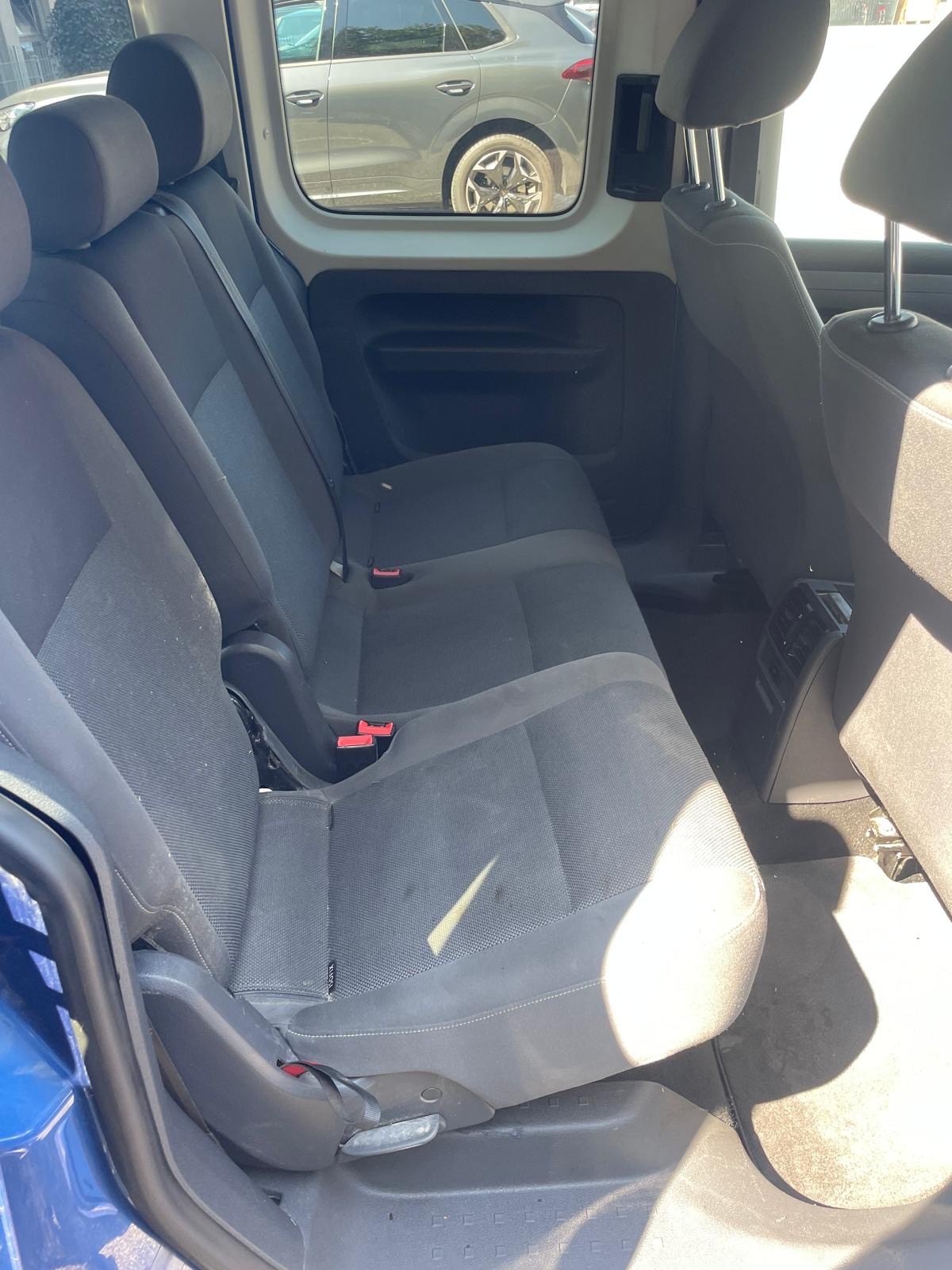 VW Caddy 1.6 TDI Blue Motion Technology Highline DSG-image-6
