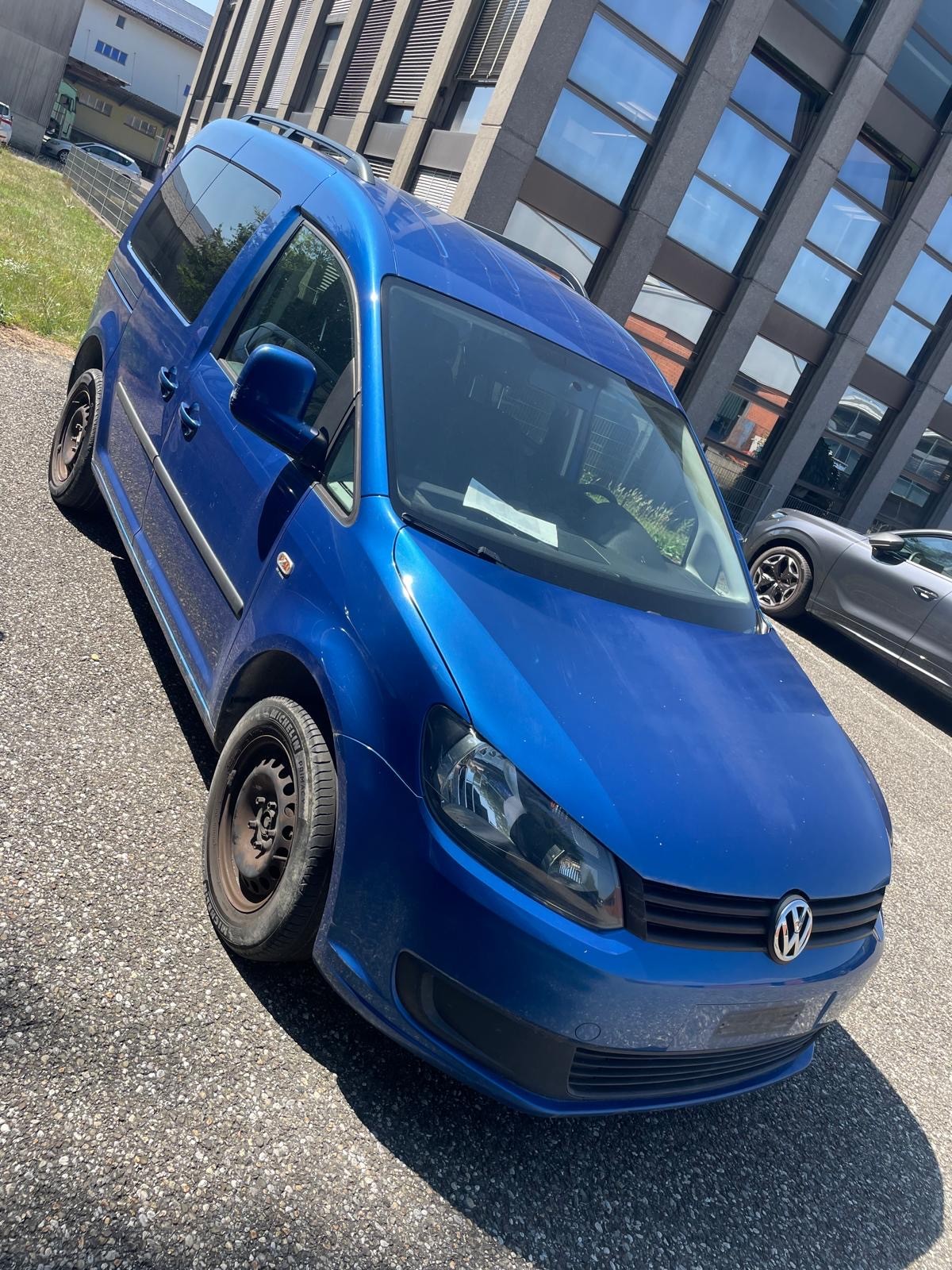 VW Caddy 1.6 TDI Blue Motion Technology Highline DSG-image-8