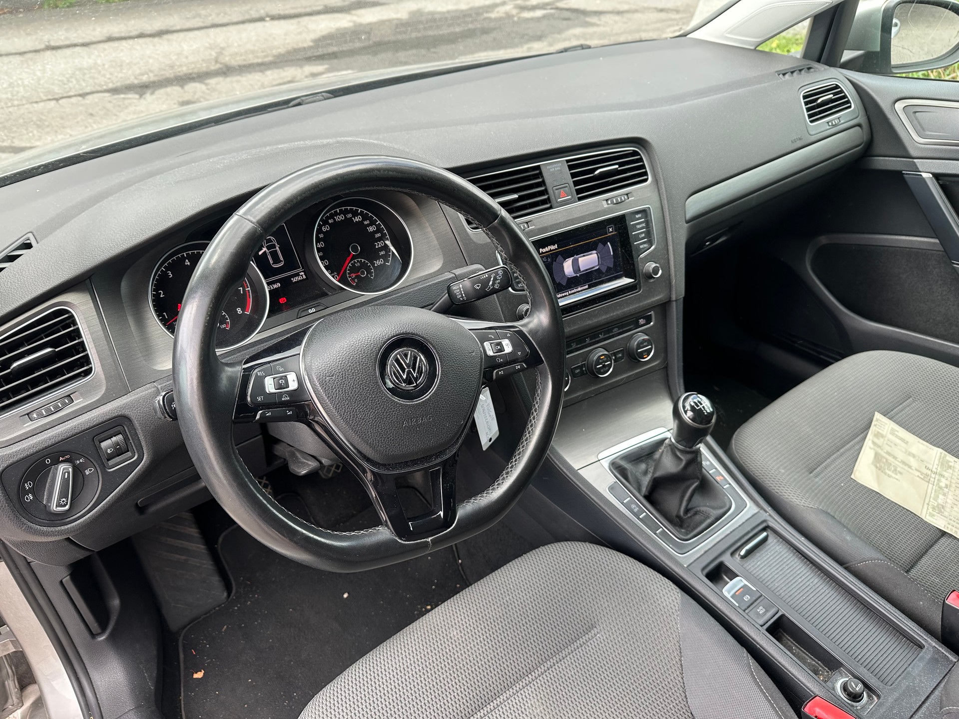 VW Golf 1.4 TSI Trendline-image-6