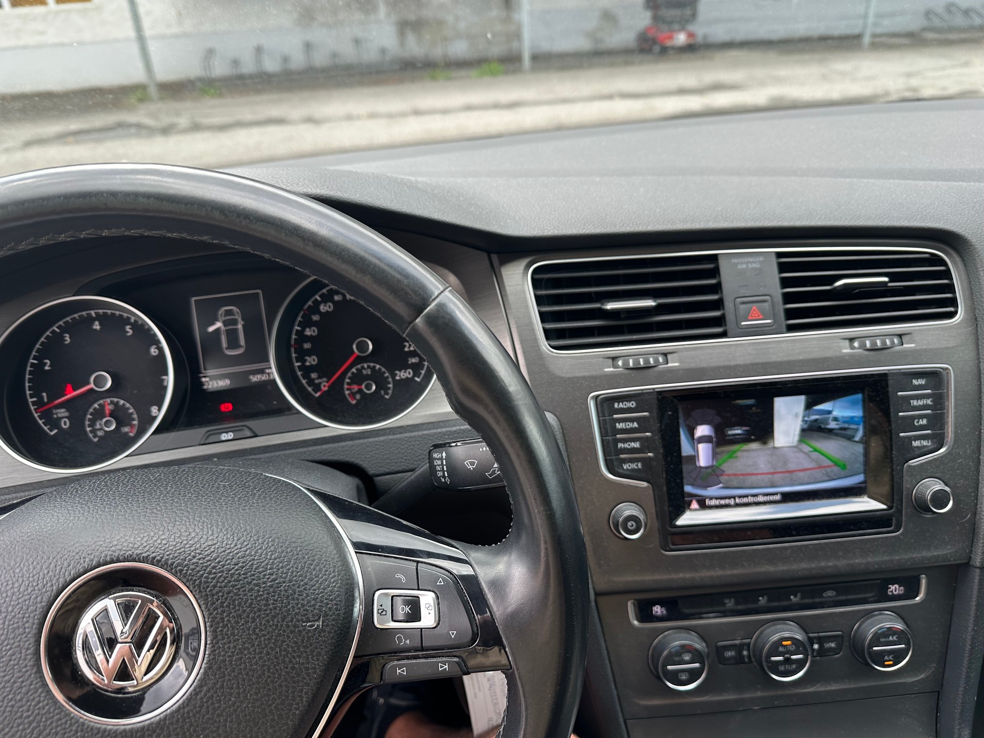 VW Golf 1.4 TSI Trendline-image-8