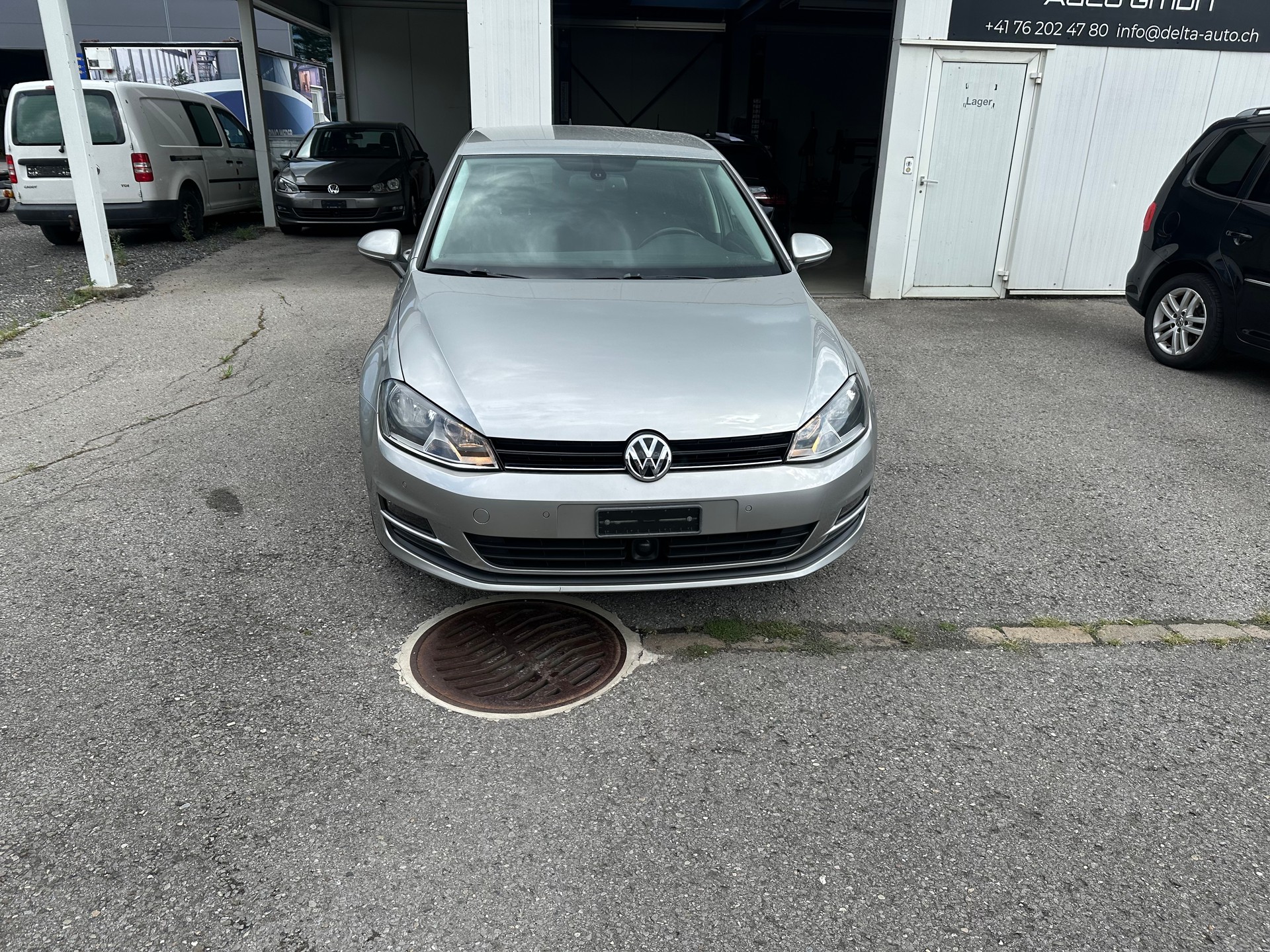 VW Golf 1.4 TSI Trendline-image-1