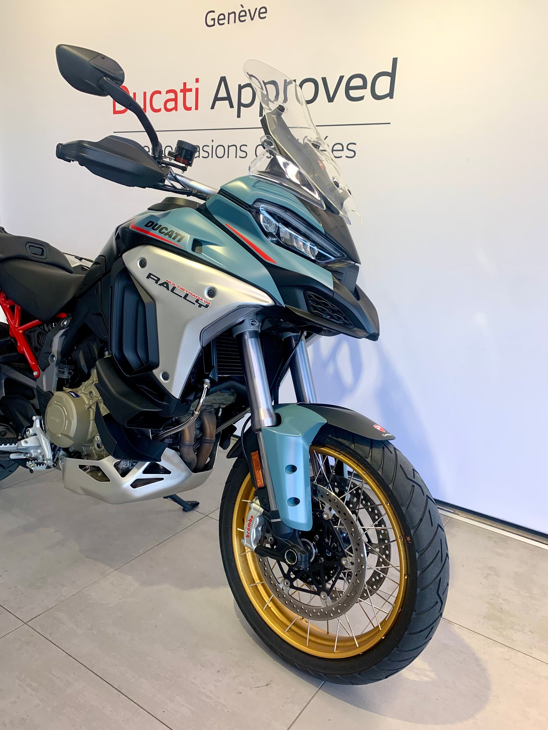 DUCATI Multistrada V4 Rally Travel Adventure-showroom-element-3