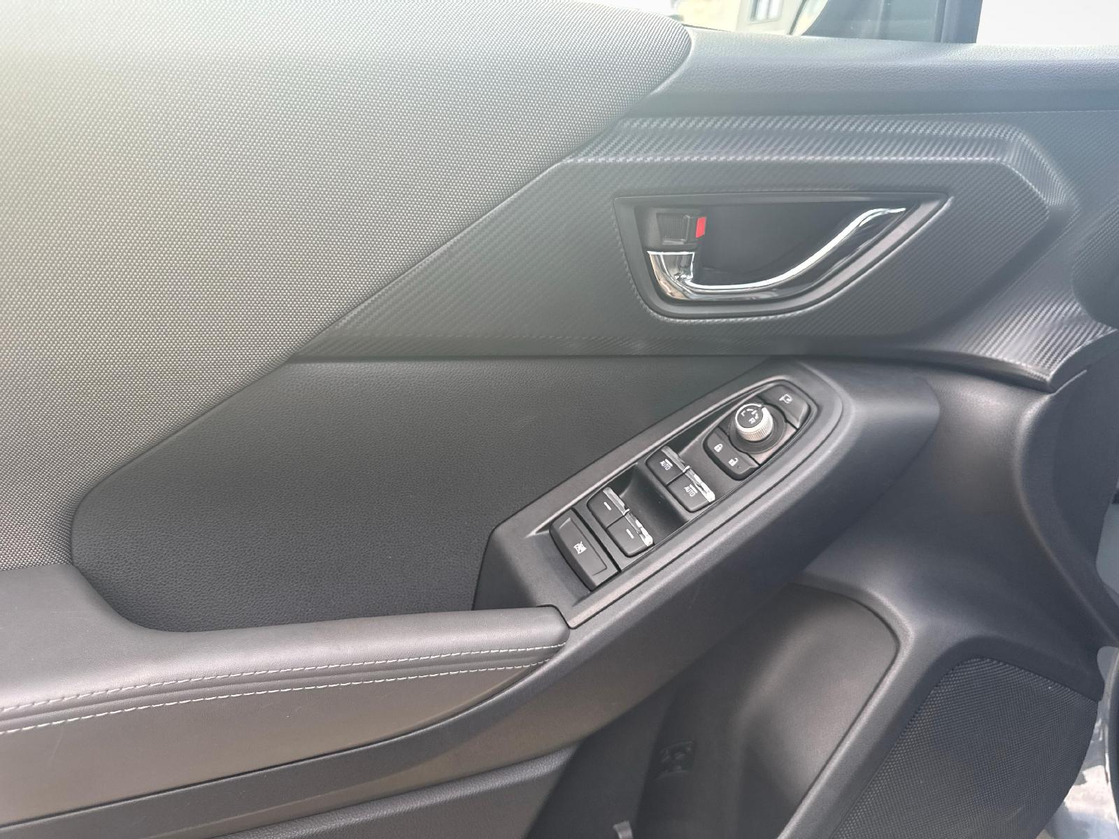 SUBARU Crosstrek 2.0i e-Boxer Swiss Plus-image-13