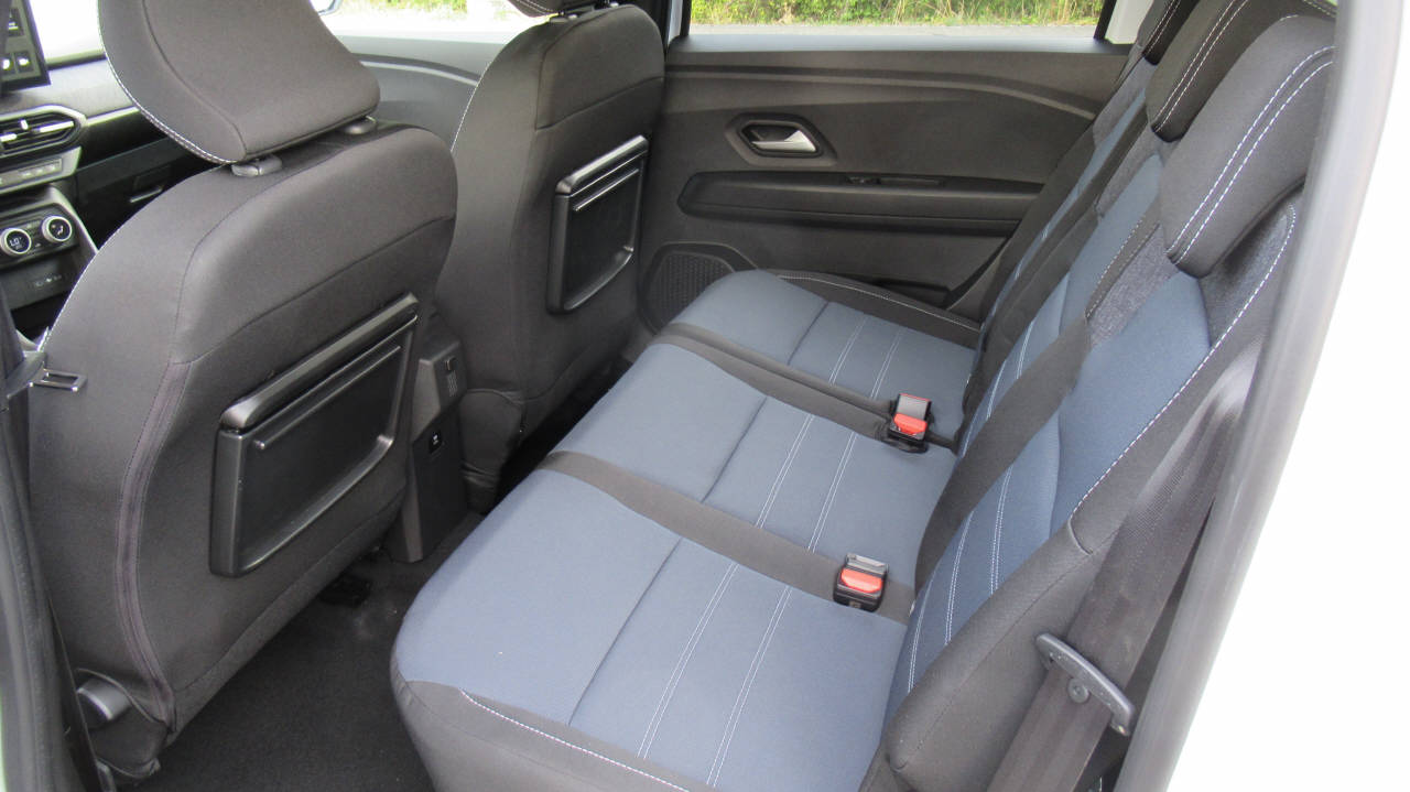 DACIA Jogger 1.8 Hybrid Journey-image-8