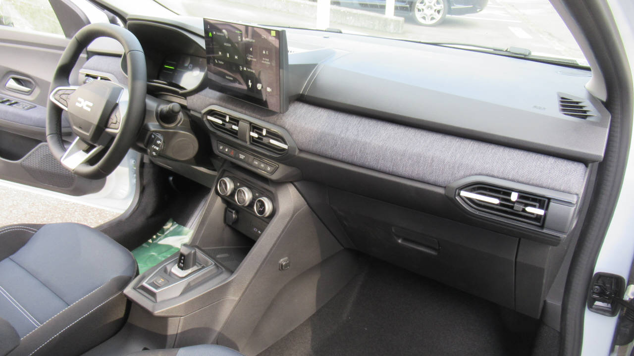 DACIA Jogger 1.8 Hybrid Journey-image-12