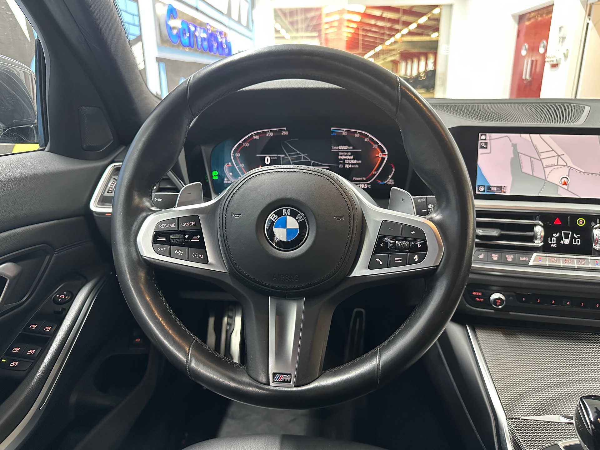BMW 320d xDrive 48V Touring M Sport Steptronic-image-10