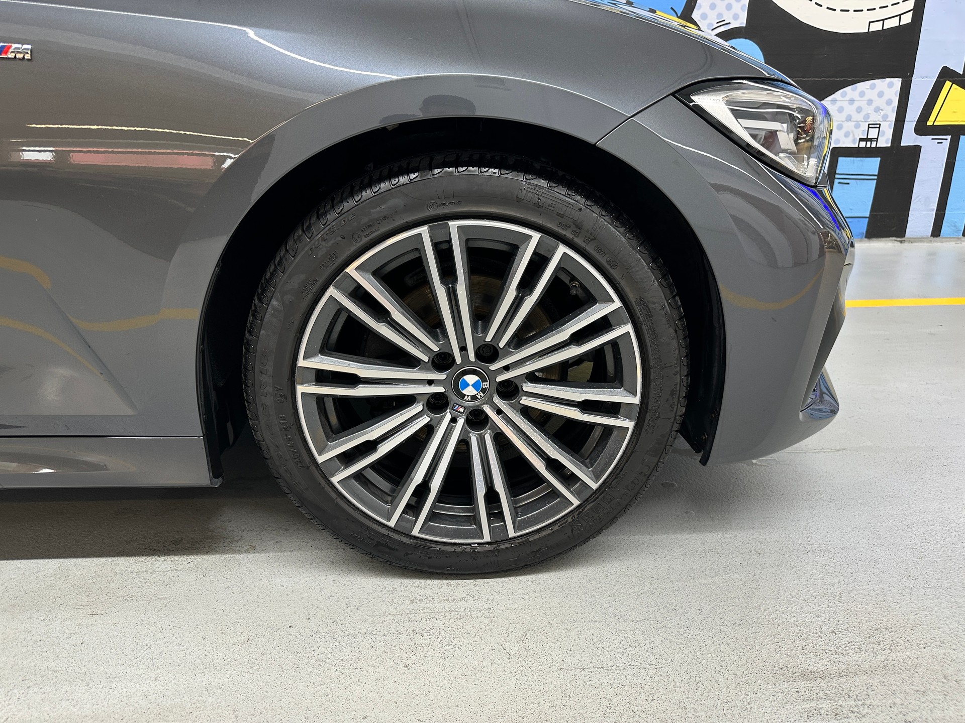 BMW 320d xDrive 48V Touring M Sport Steptronic-image-6