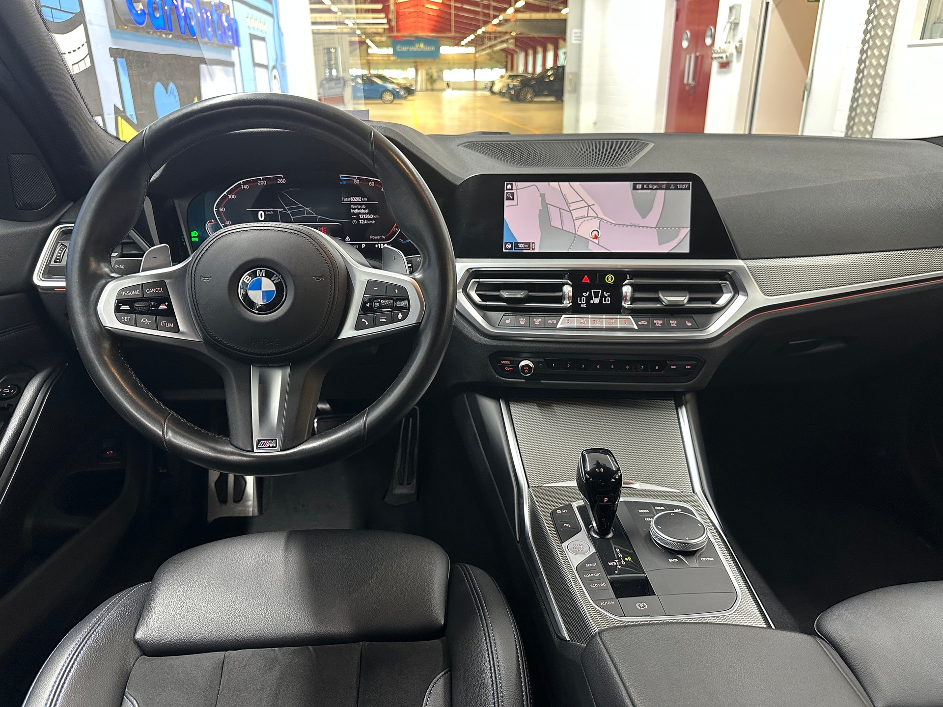 BMW 320d xDrive 48V Touring M Sport Steptronic-image-9