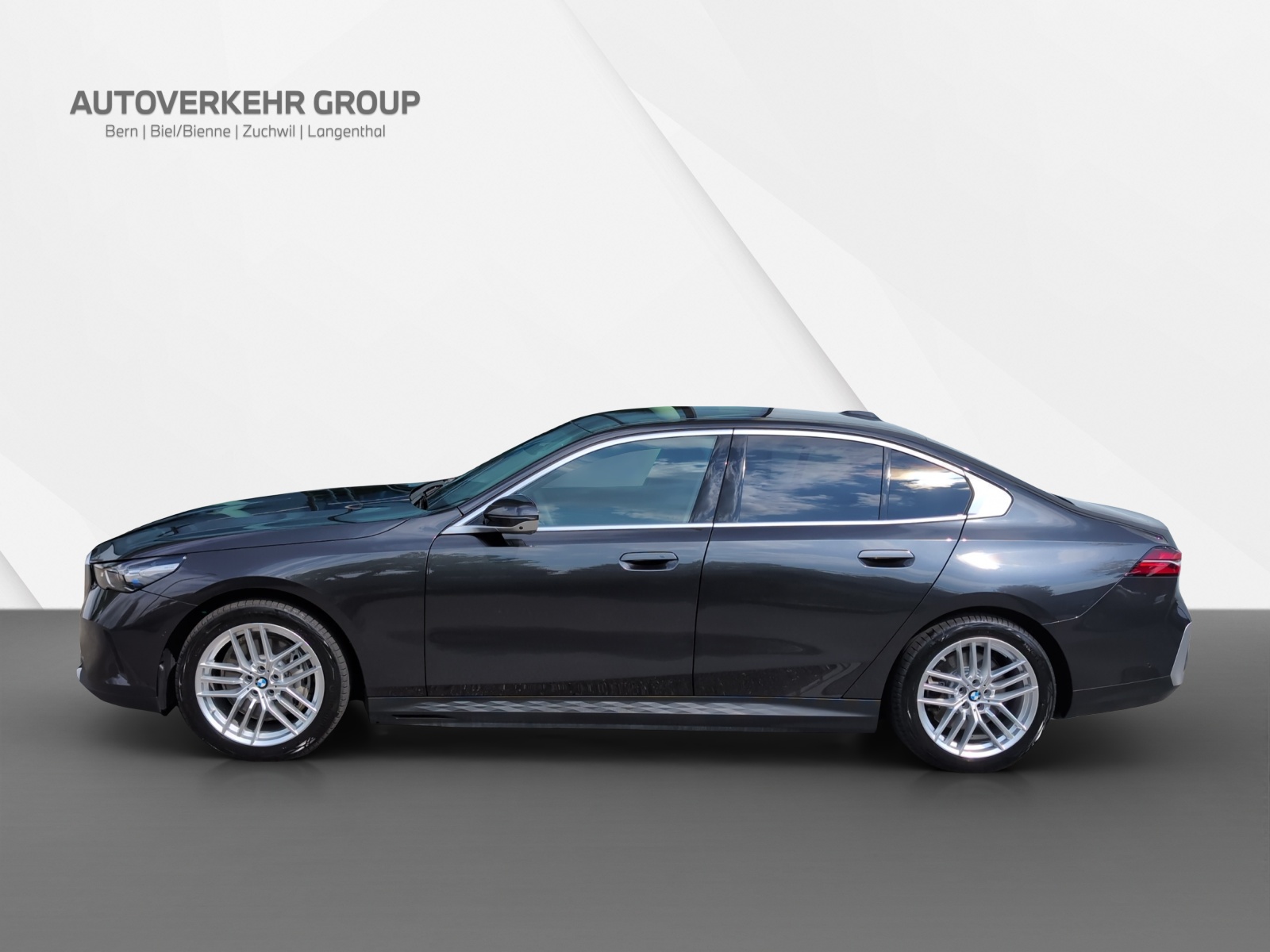 BMW i5 xDrive40-image-2