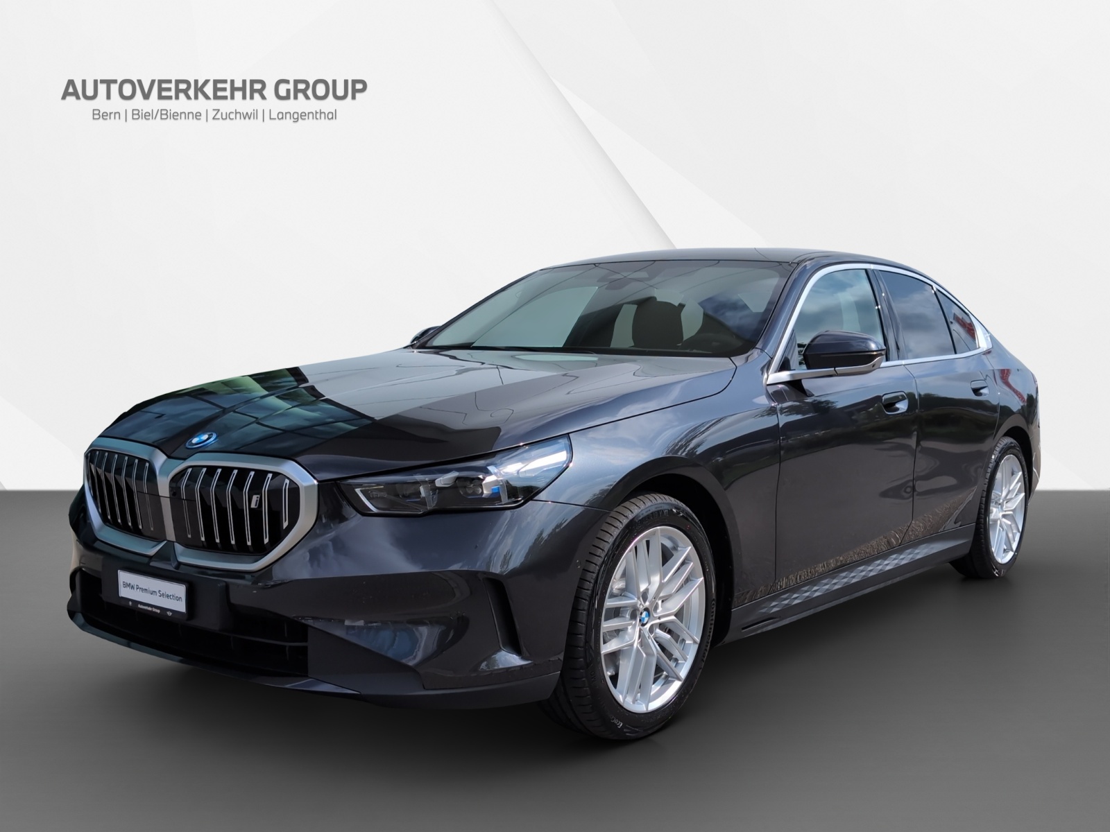 BMW i5 xDrive40-image-0