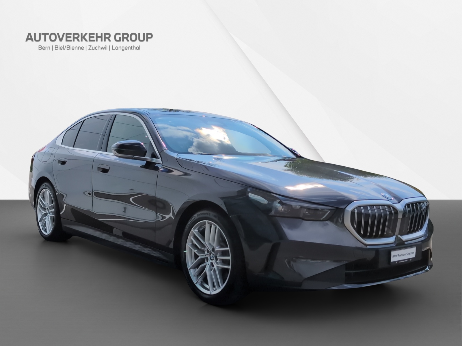 BMW i5 xDrive40-image-8