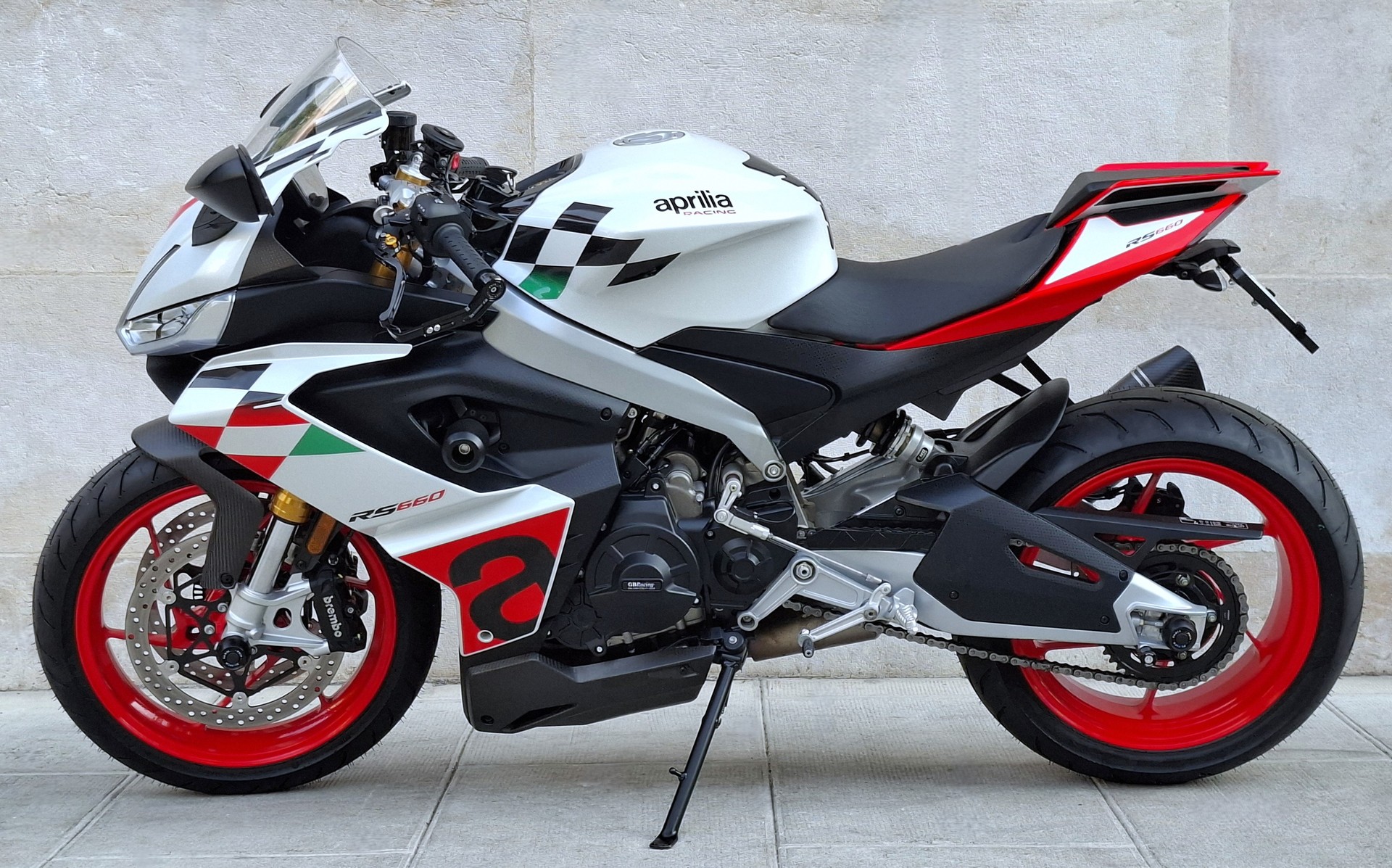 APRILIA RS 660 Extrema-showroom-element-2