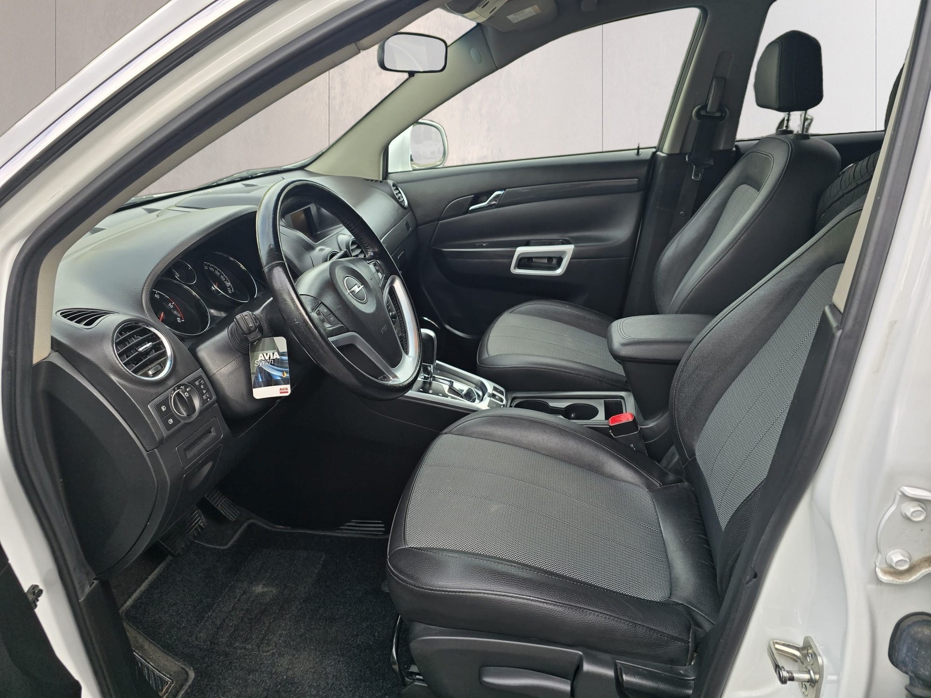OPEL Antara 2.2 CDTi Enjoy 4WD Automatic-image-12