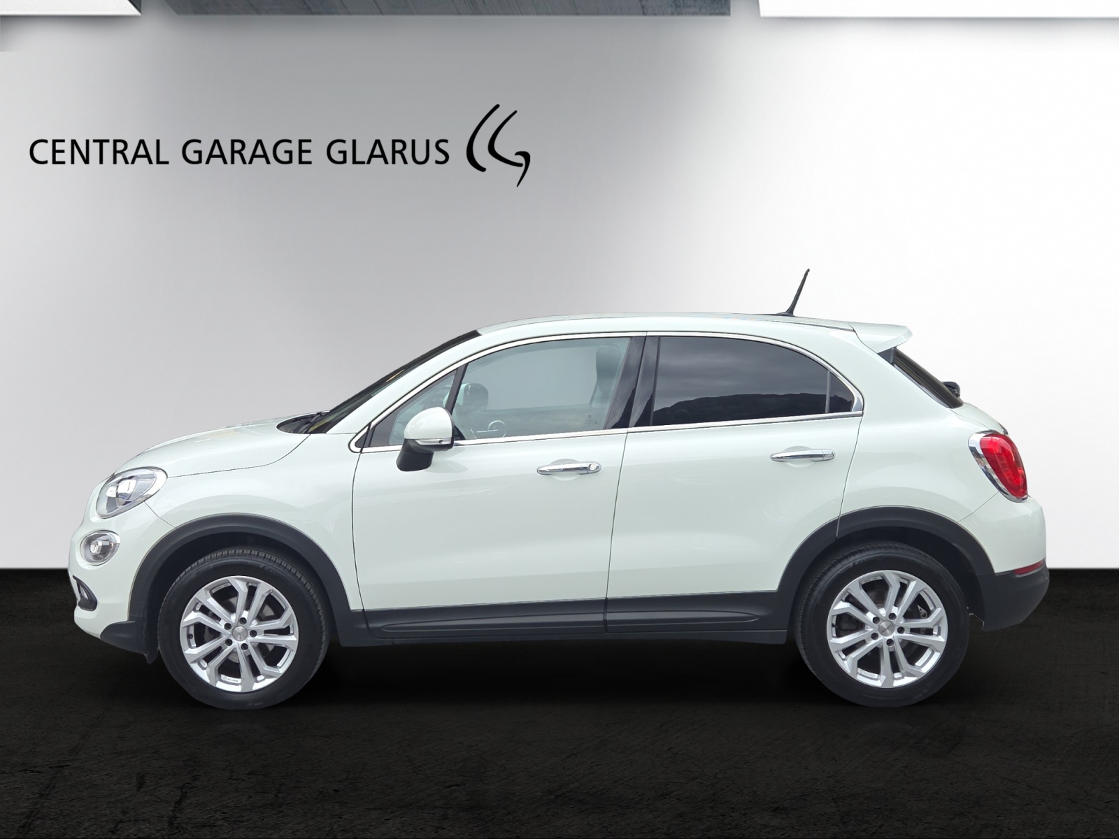 FIAT 500X 1.4T Lounge DCT-showroom-element-3