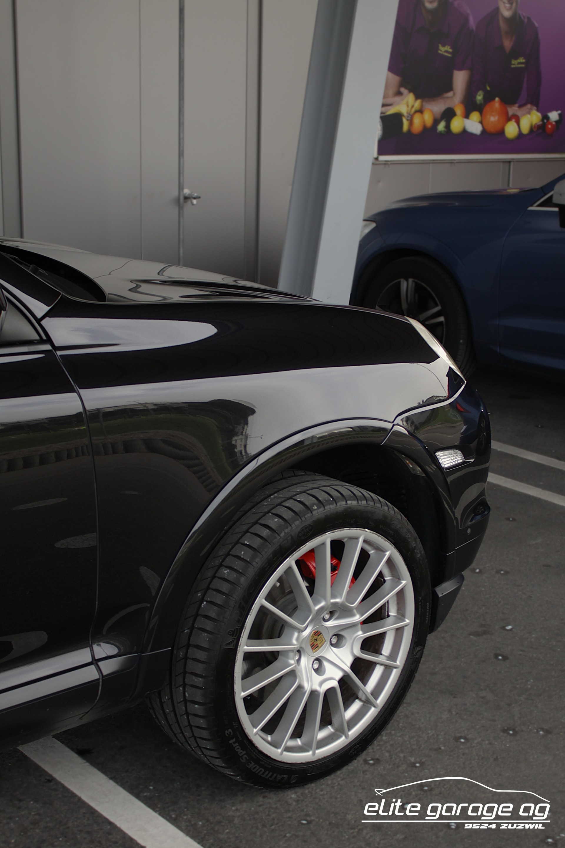 PORSCHE Cayenne Turbo-image-10