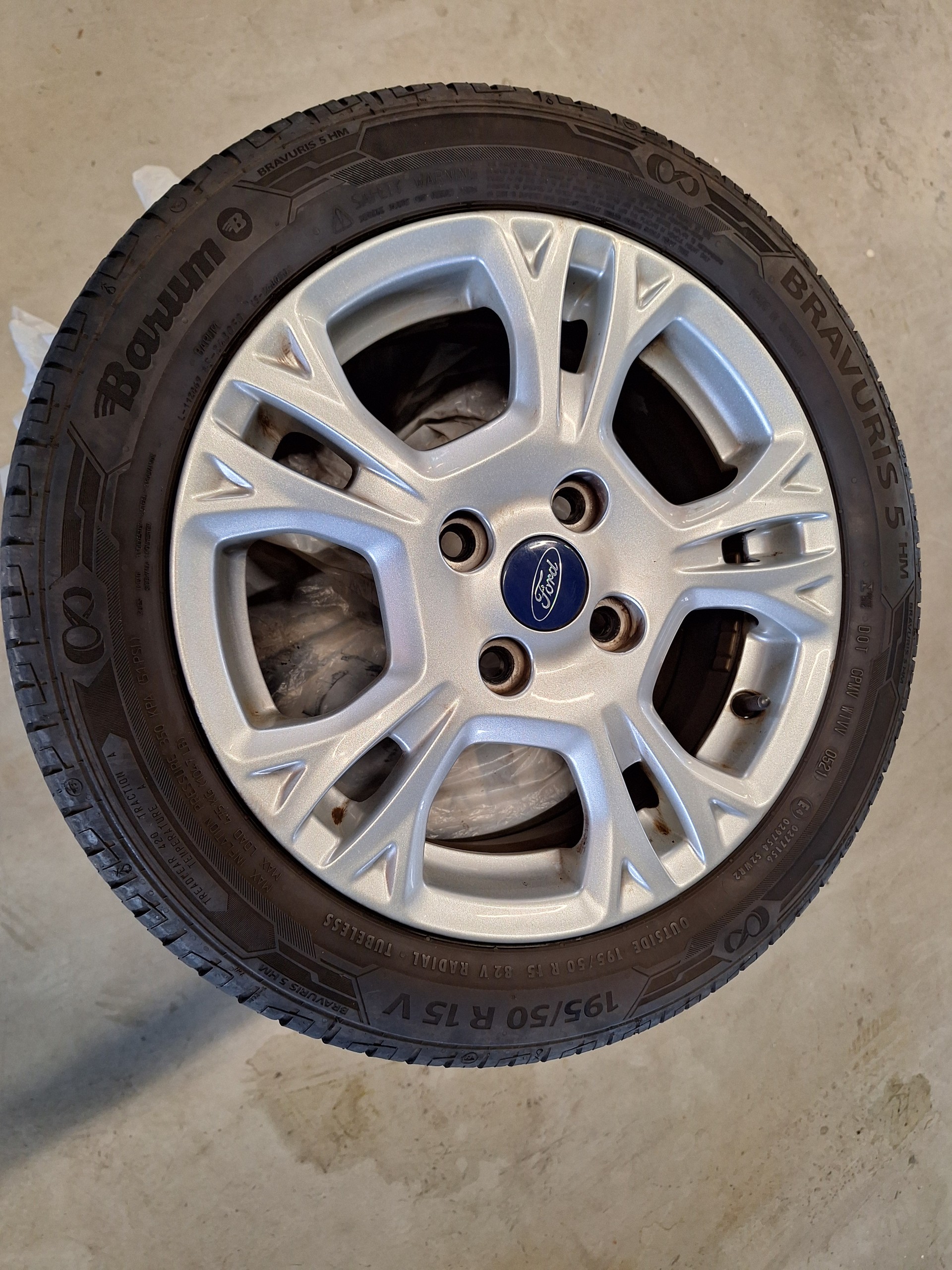 FORD Fiesta 1.0 SCTi Trend-image-12