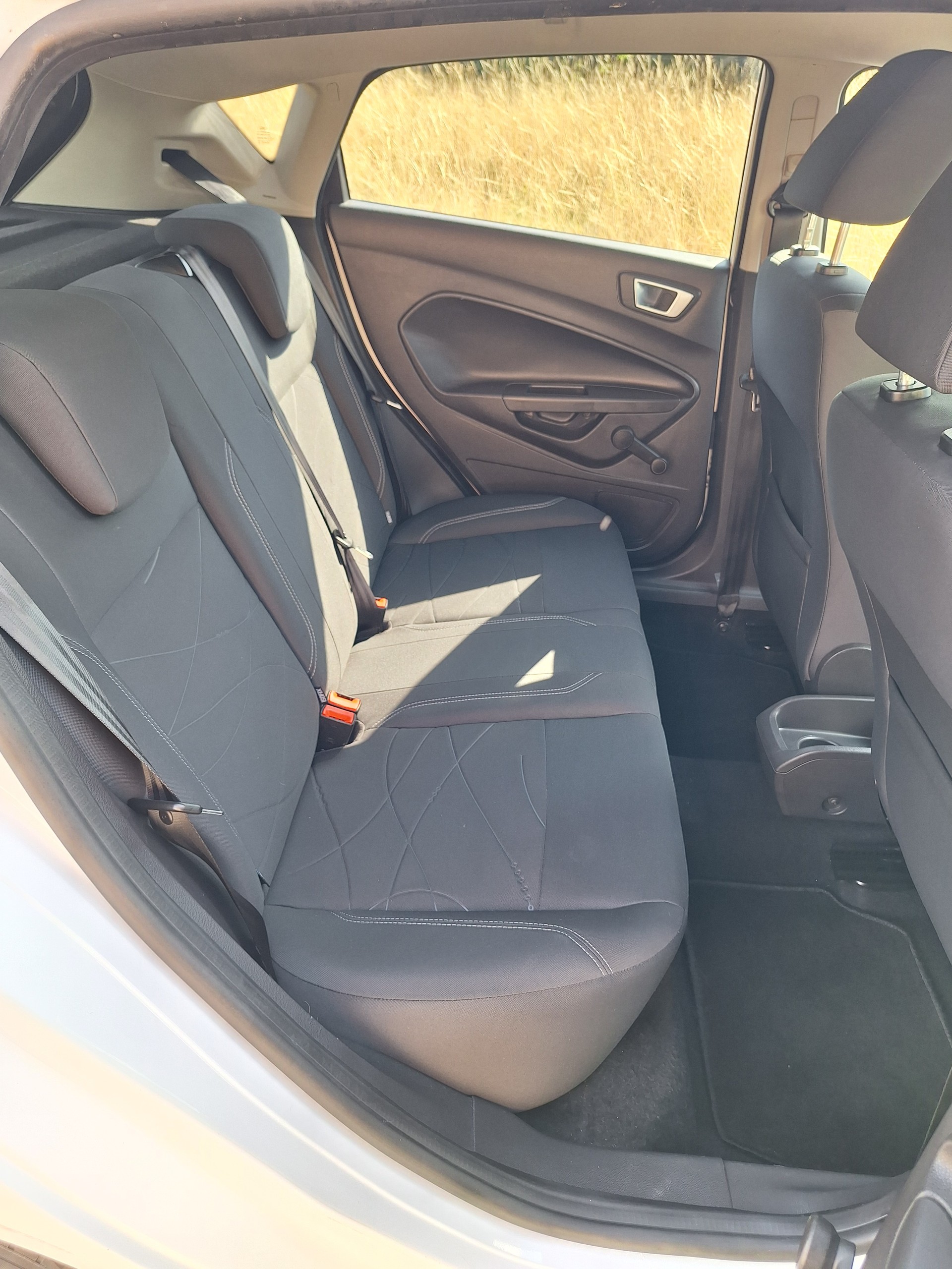 FORD Fiesta 1.0 SCTi Trend-image-9