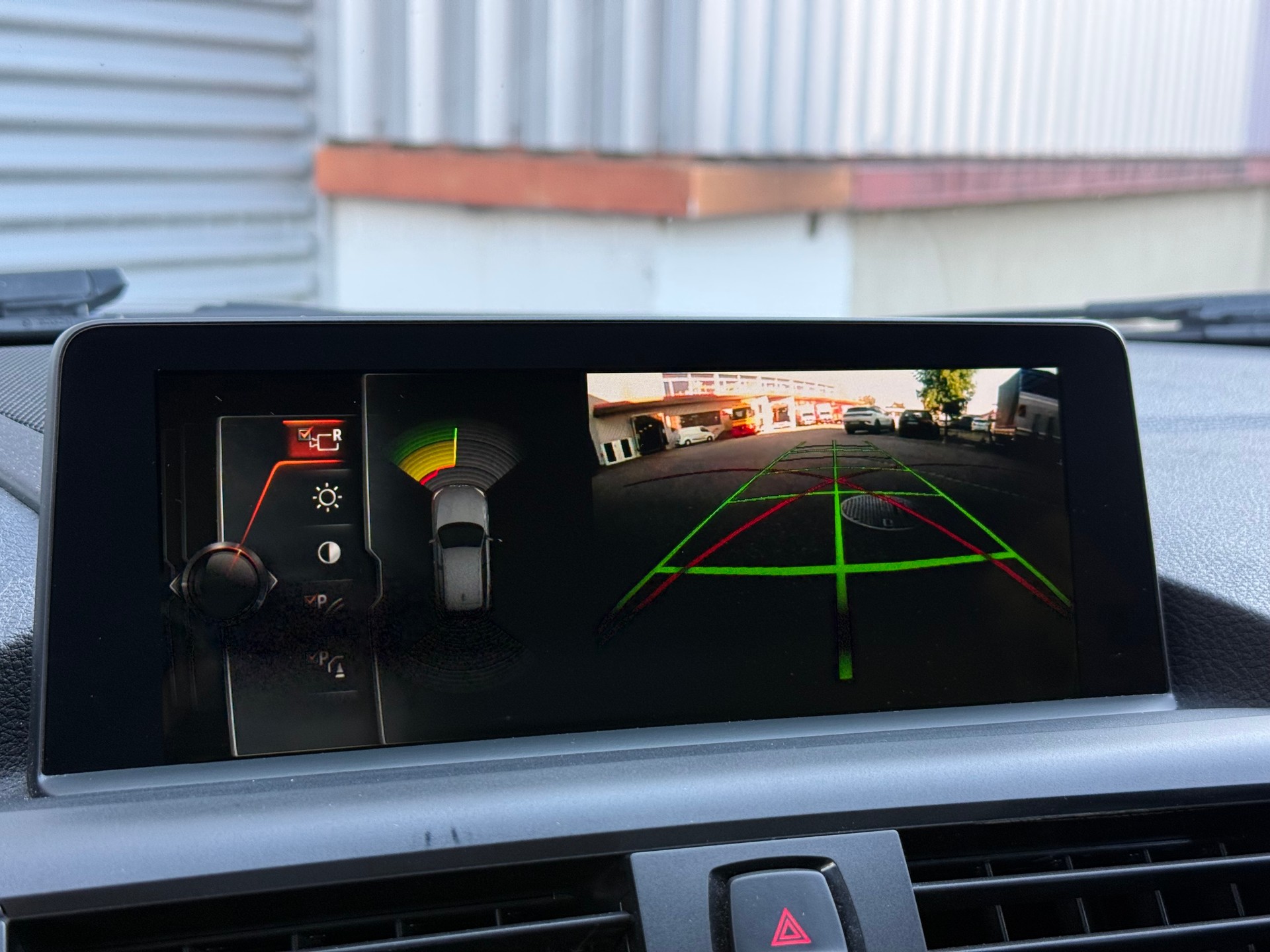 BMW M140i xDrive Steptronic-image-6