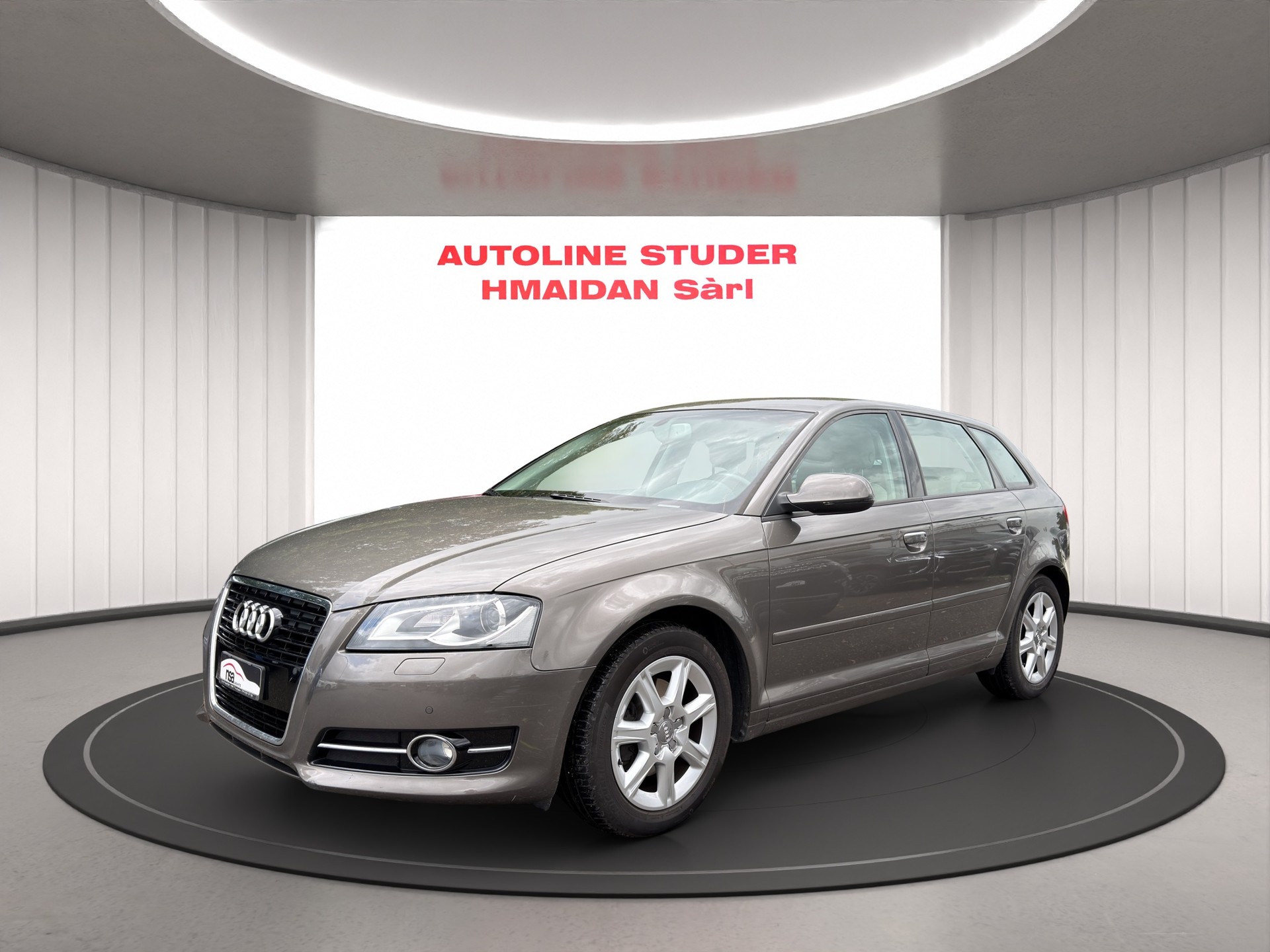AUDI A3 Sportback 1.4 TFSI Ambiente S-tronic-image-0