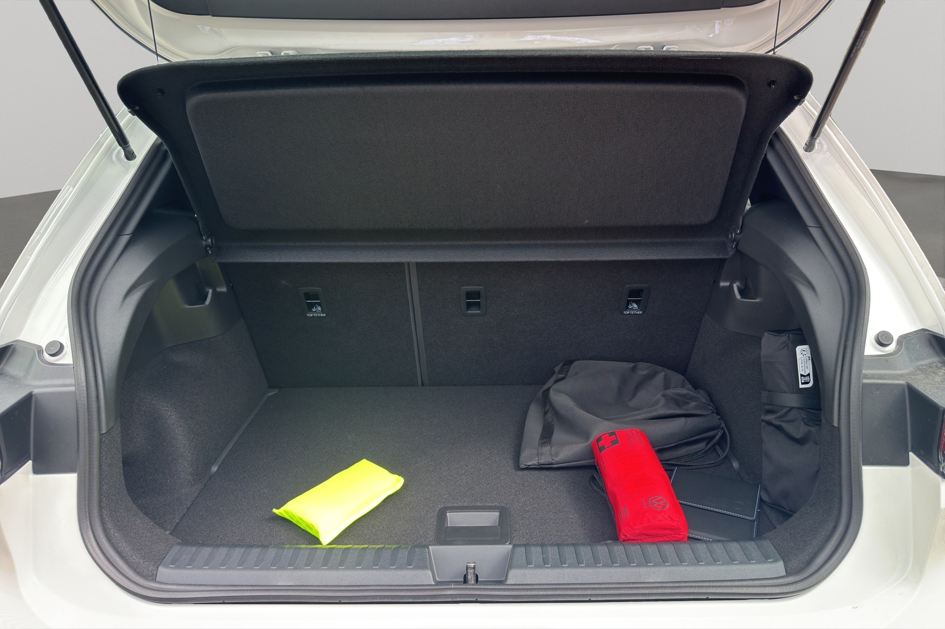 VW ID.Polo 52 kWh Style Edition One Plus-image-10