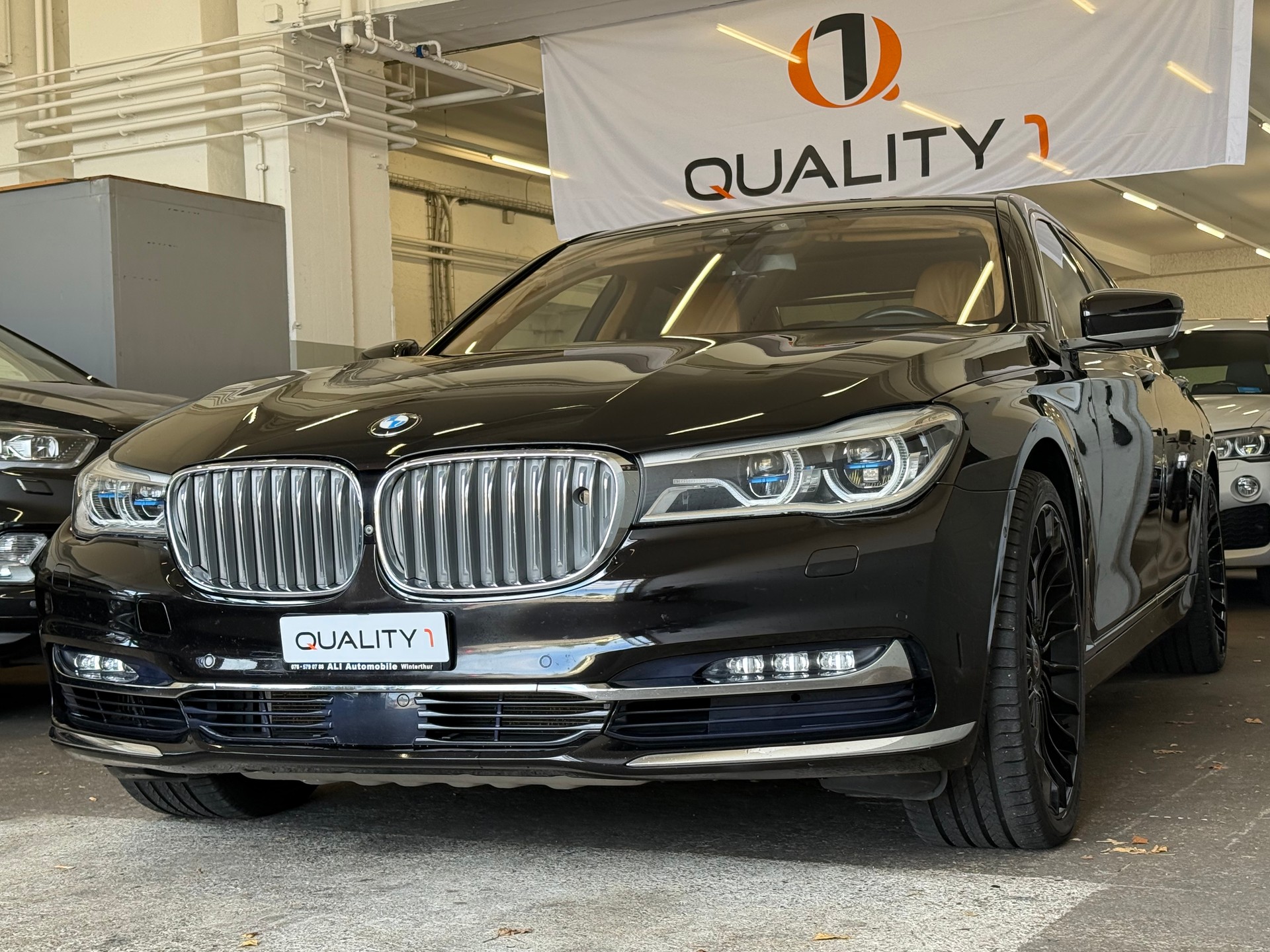 BMW M760Li xDrive Steptronic-image-2