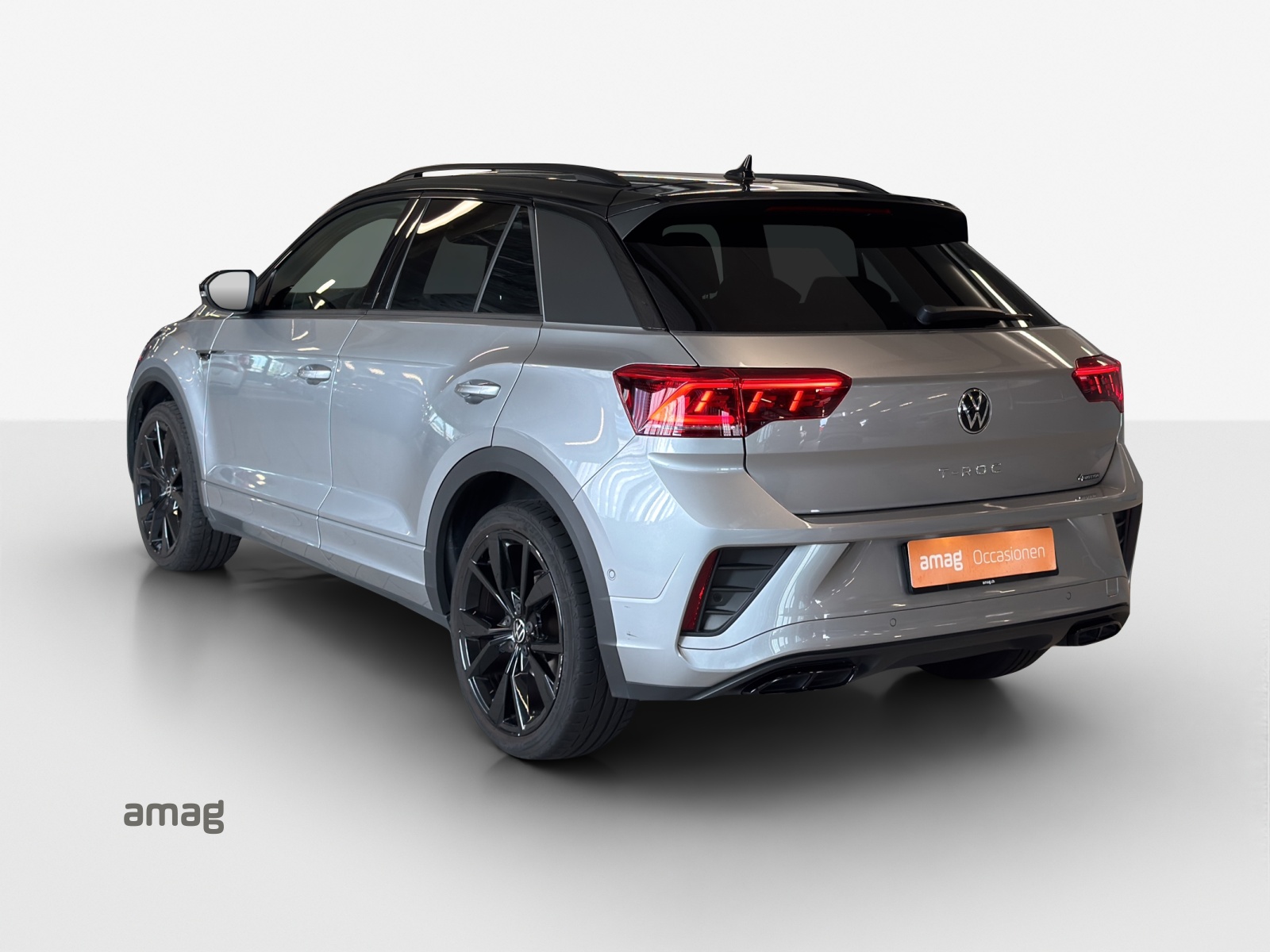 VW T-Roc 2.0 TSI R-Line DSG 4Motion-image-2
