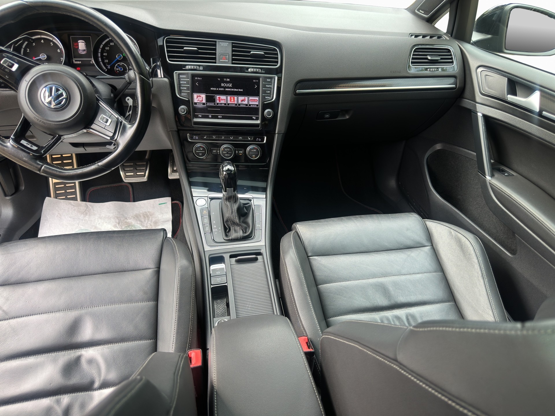 VW Golf 2.0 TSI R 4Motion DSG-image-10