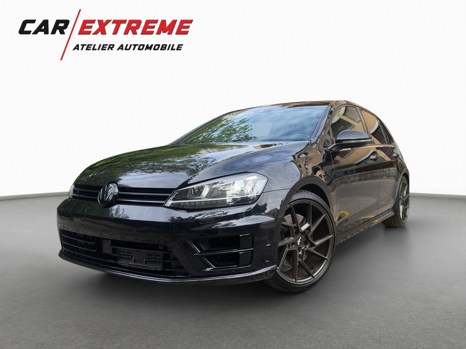 VW Golf 2.0 TSI R 4Motion DSG-image-0