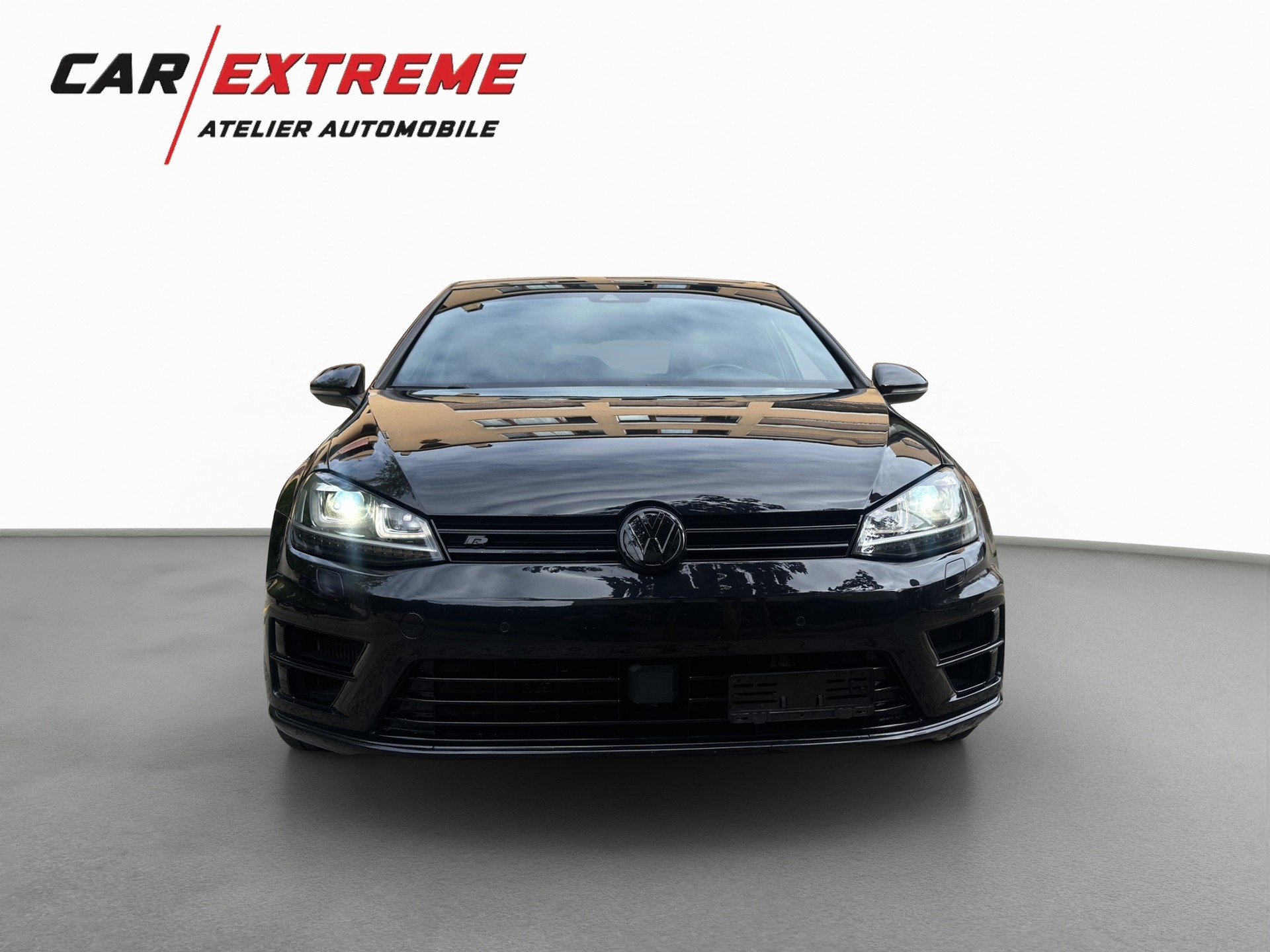 VW Golf 2.0 TSI R 4Motion DSG-image-6