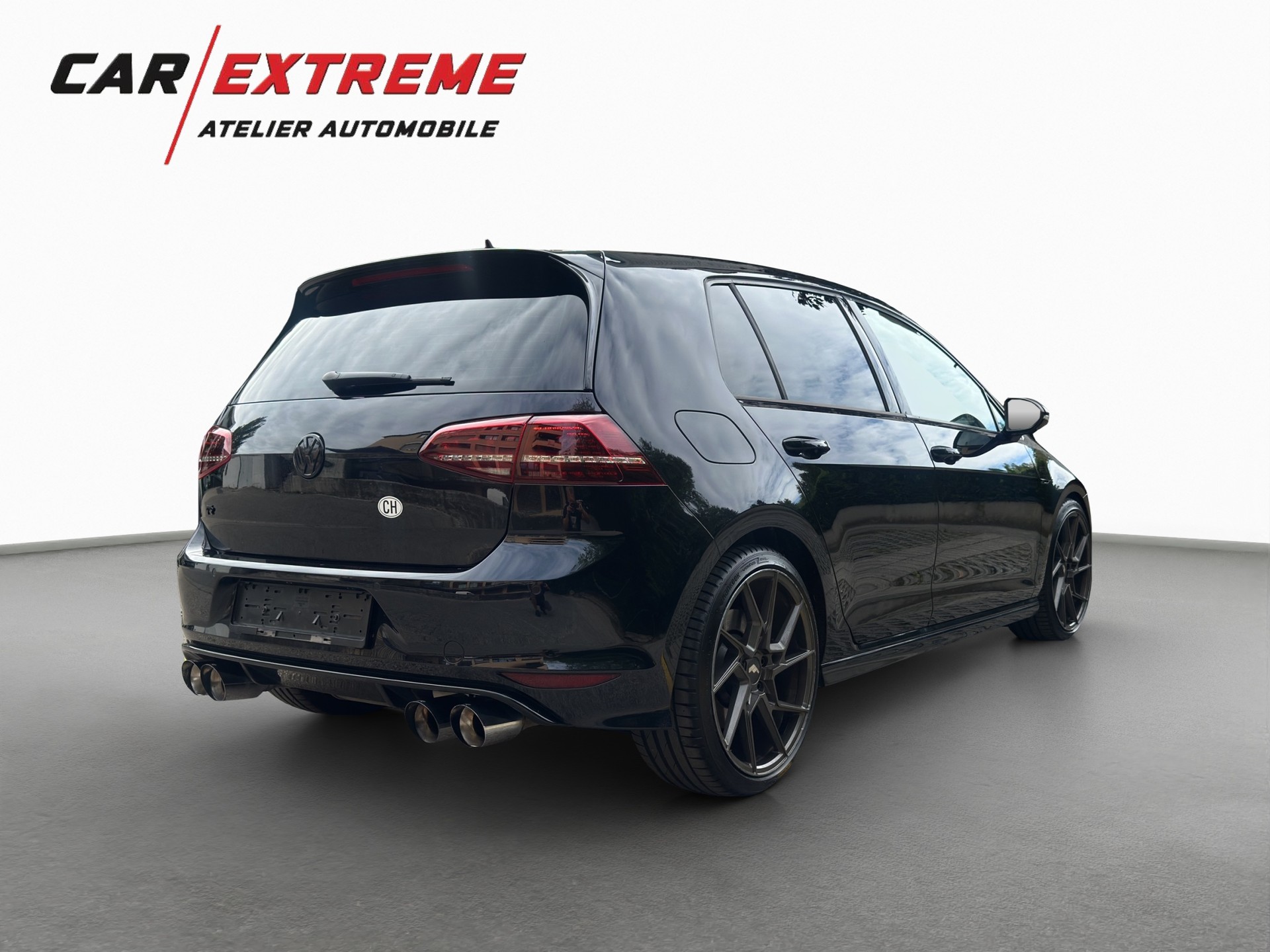 VW Golf 2.0 TSI R 4Motion DSG-image-5