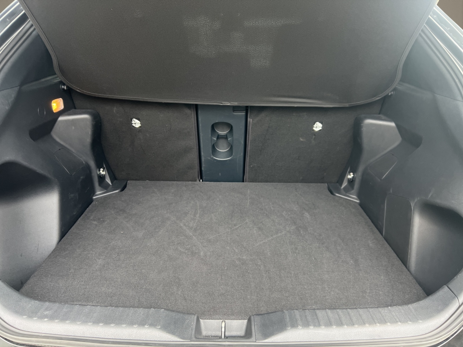 TOYOTA Yaris Cross 1.5 VVT-i HSD Trend AWD-i-image-16