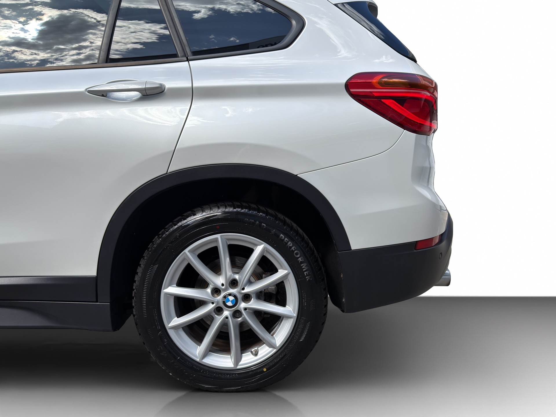 BMW X1 xDrive 18d Steptronic-image-15