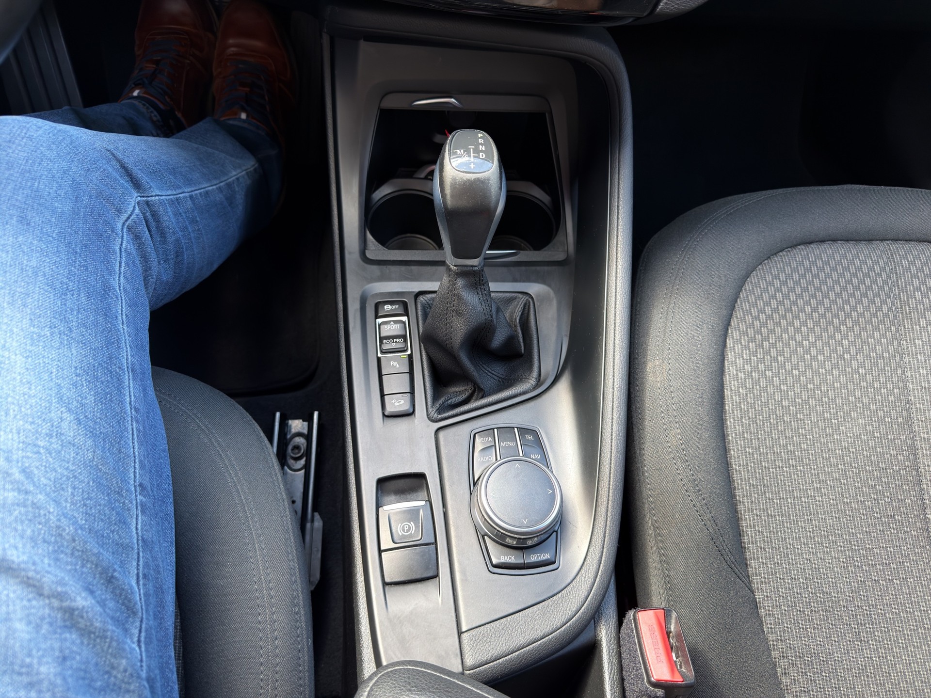 BMW X1 xDrive 18d Steptronic-image-24