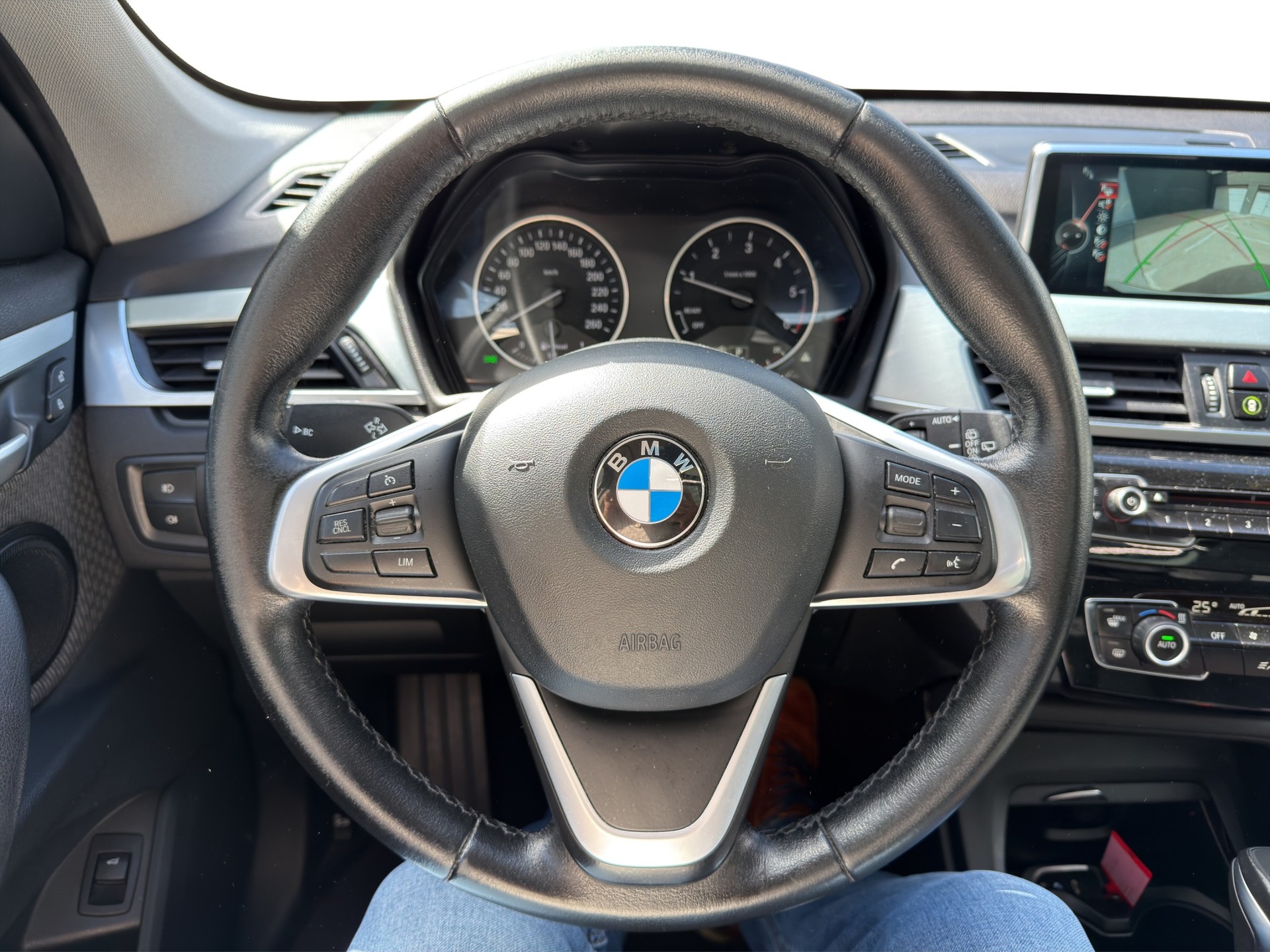BMW X1 xDrive 18d Steptronic-image-22