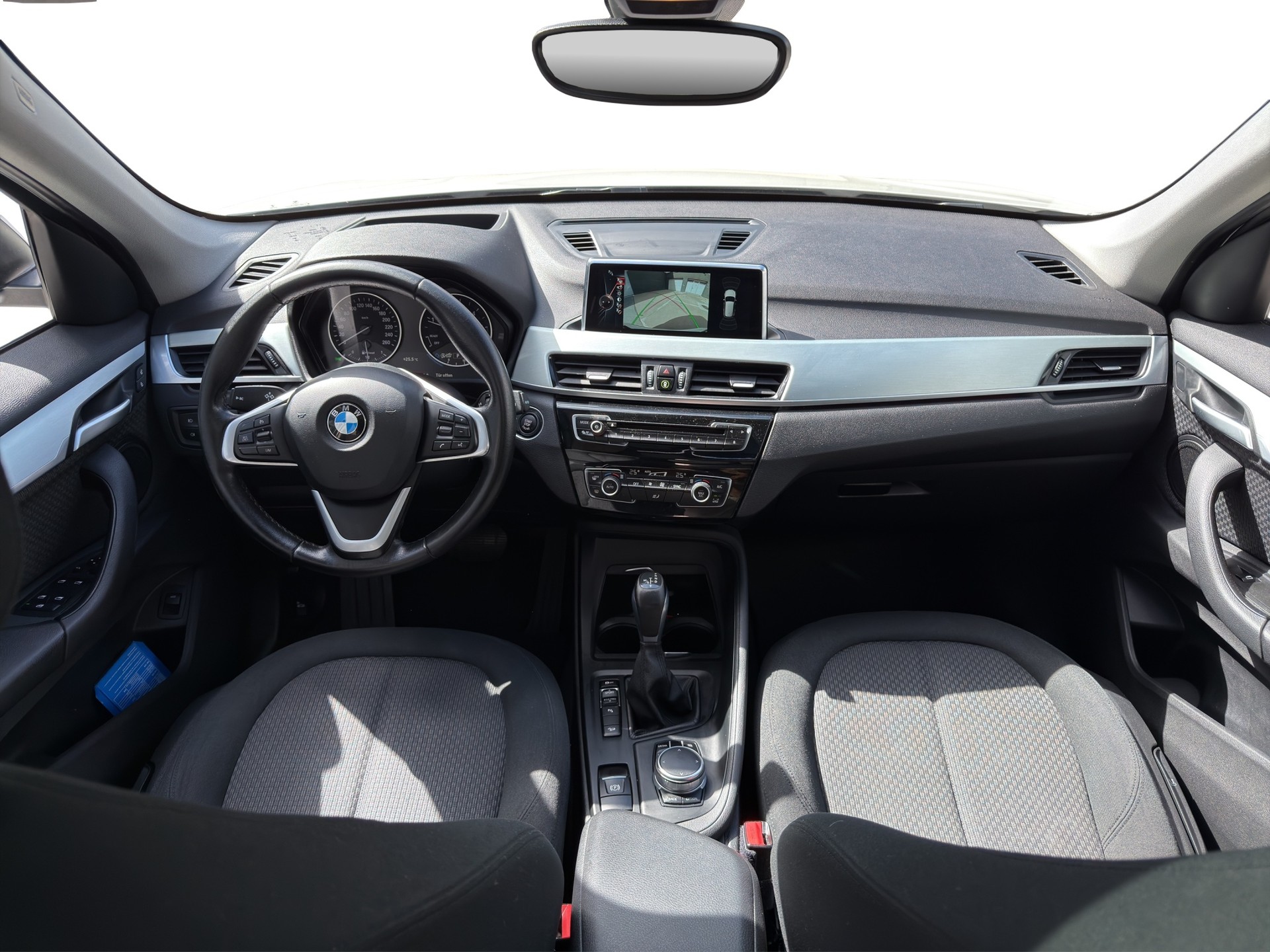 BMW X1 xDrive 18d Steptronic-image-17