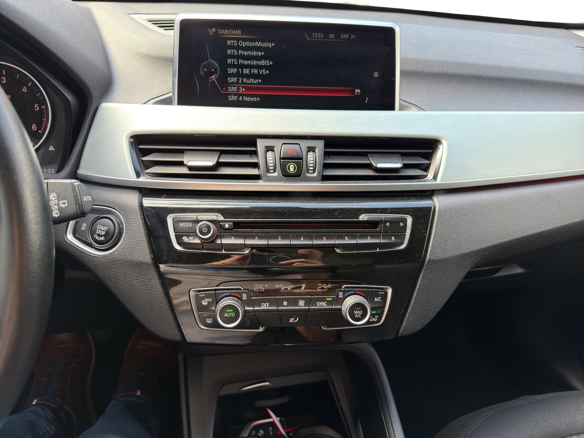 BMW X1 xDrive 18d Steptronic-image-25