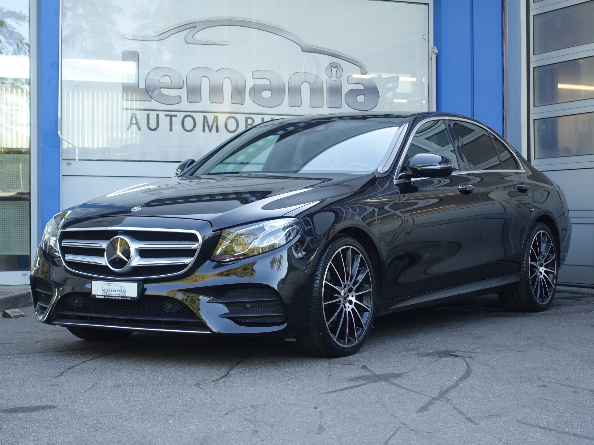 MERCEDES-BENZ E 220 d AMG Line 4Matic 9G-Tronic-image-1