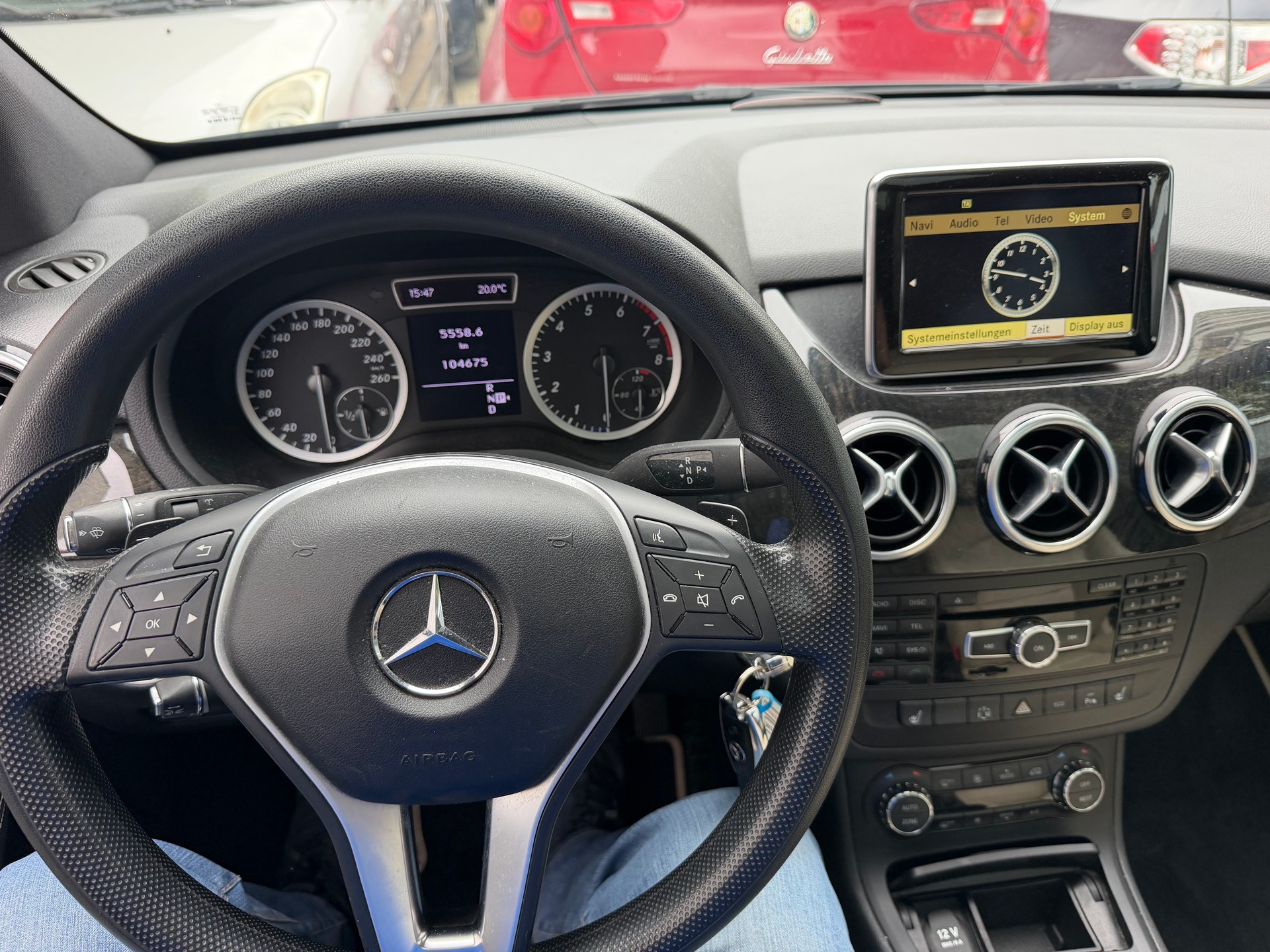 MERCEDES-BENZ B 200 7G-DCT-image-12
