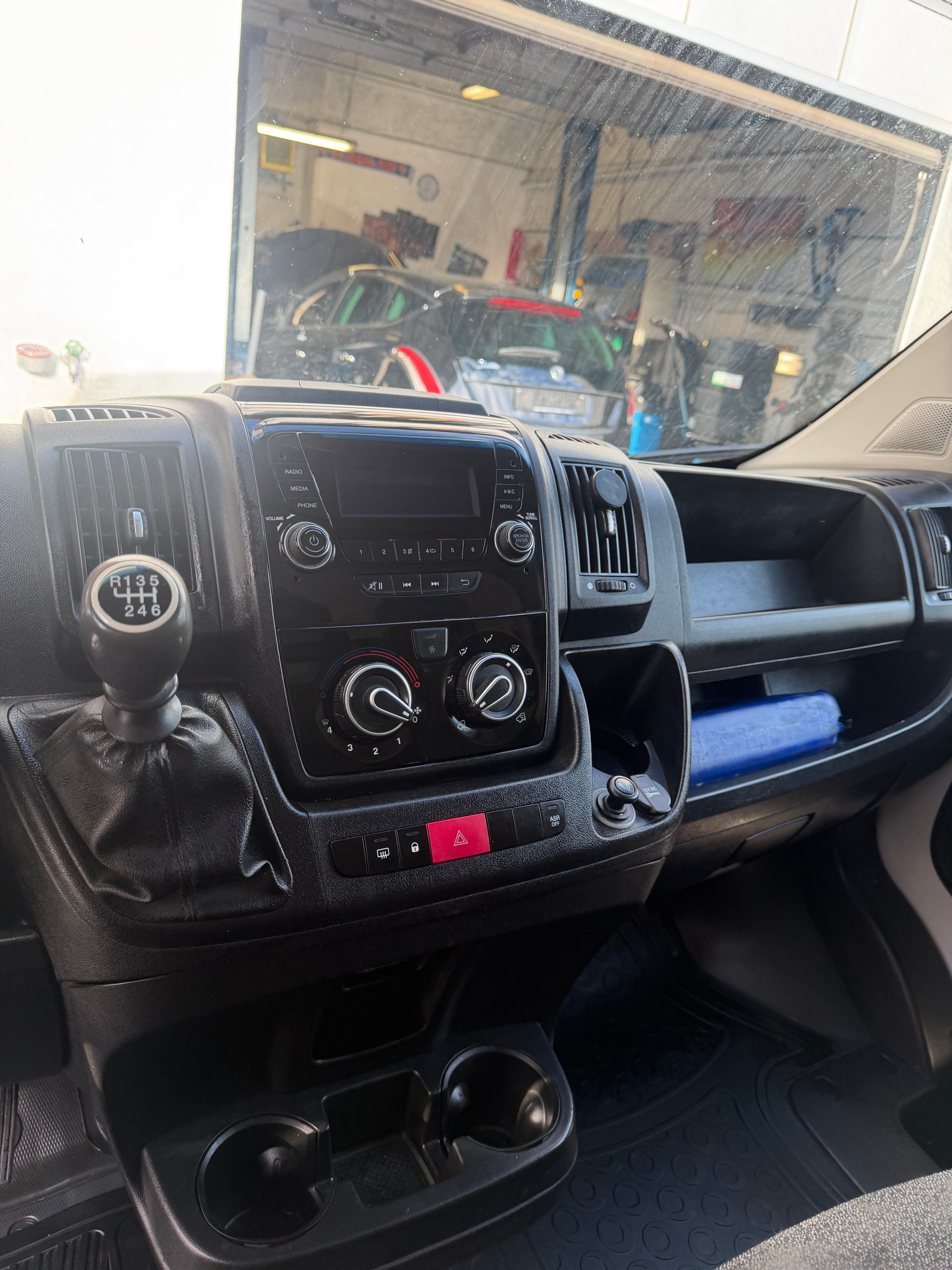 FIAT Ducato 33 2.3 MJ-image-11