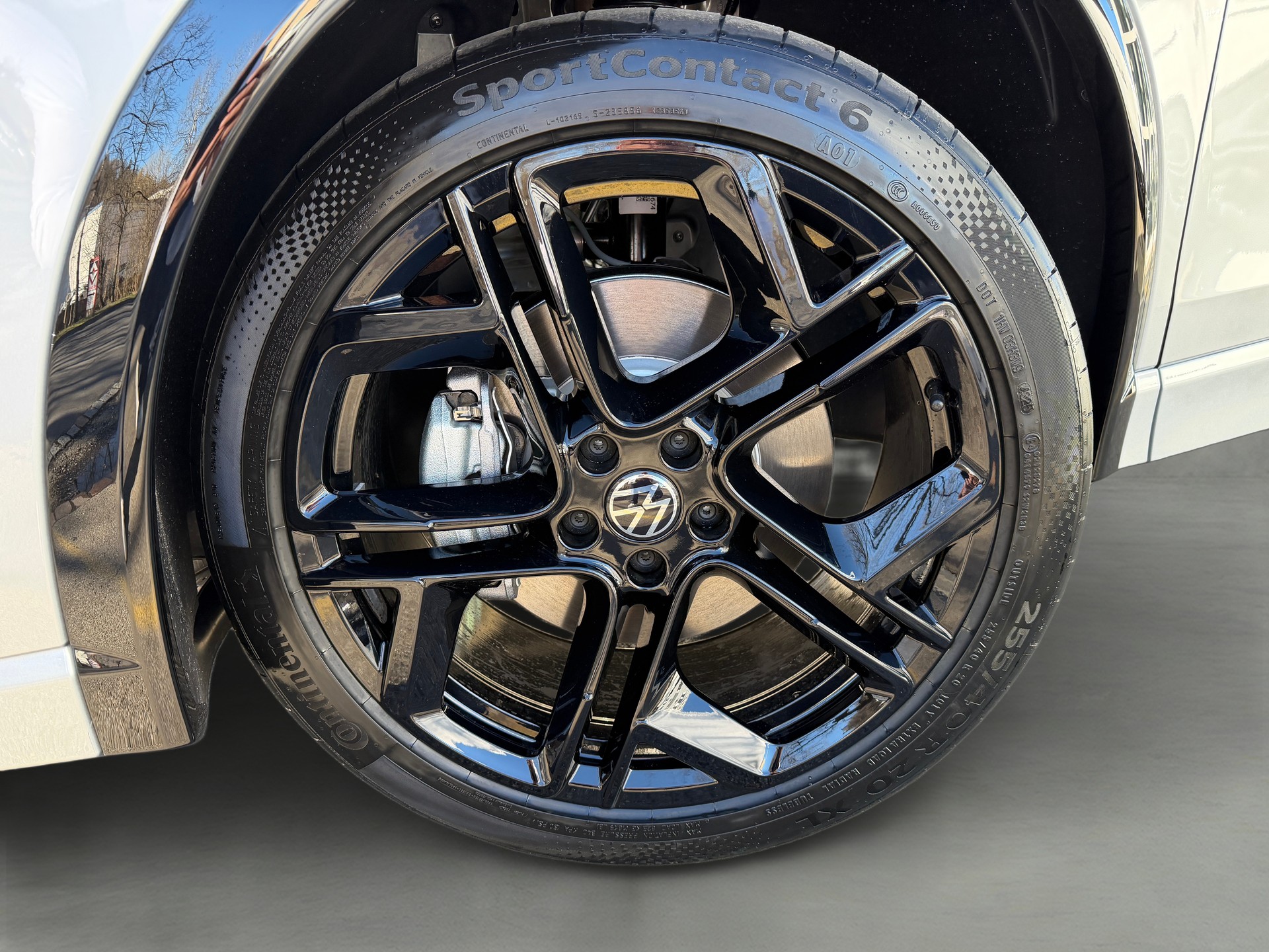 VW Tiguan 2.0 TSI DSG R-Line 4Motion-image-7